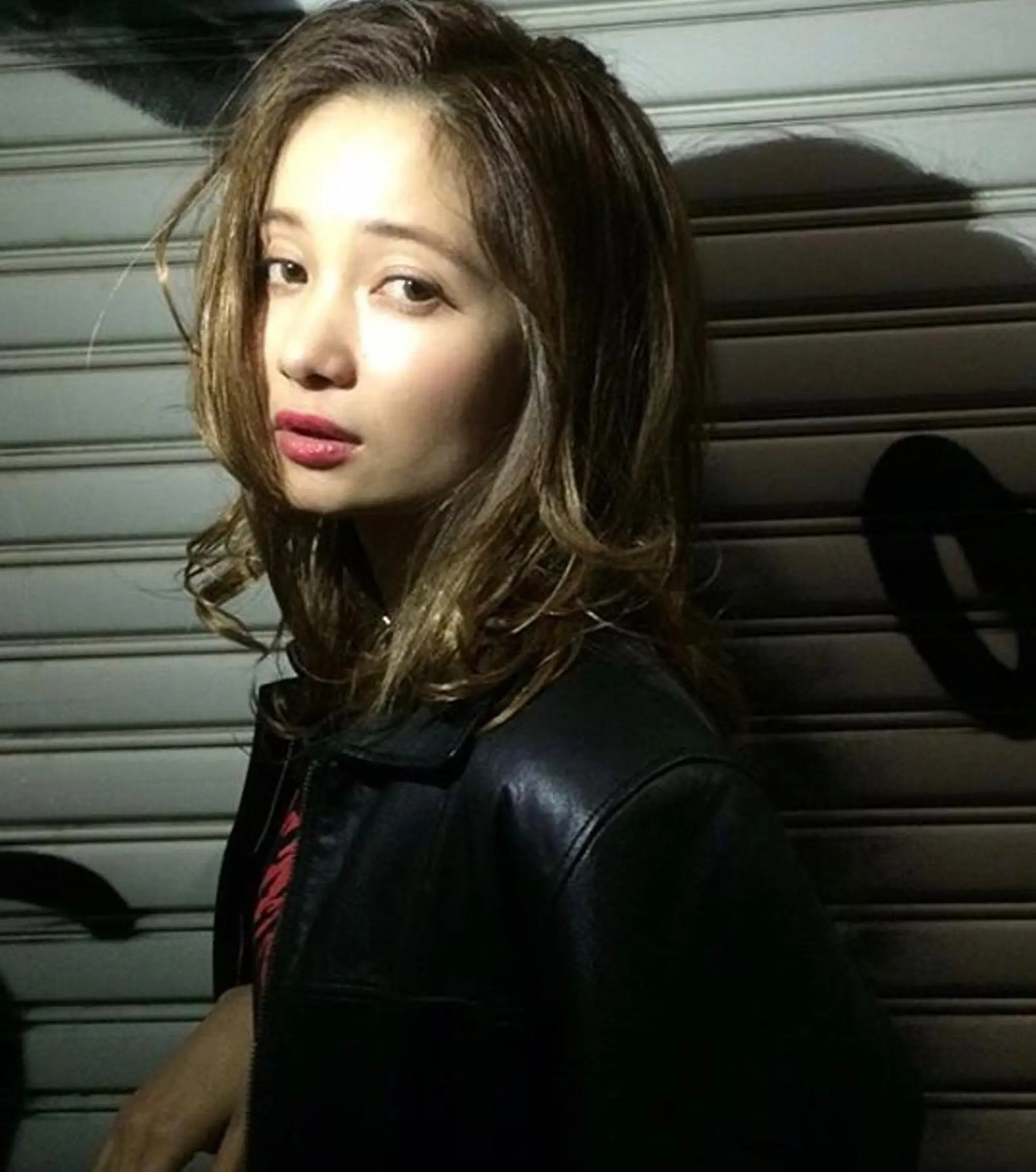 ミディアム カラー ヨシダ トオルのヘアスタイル