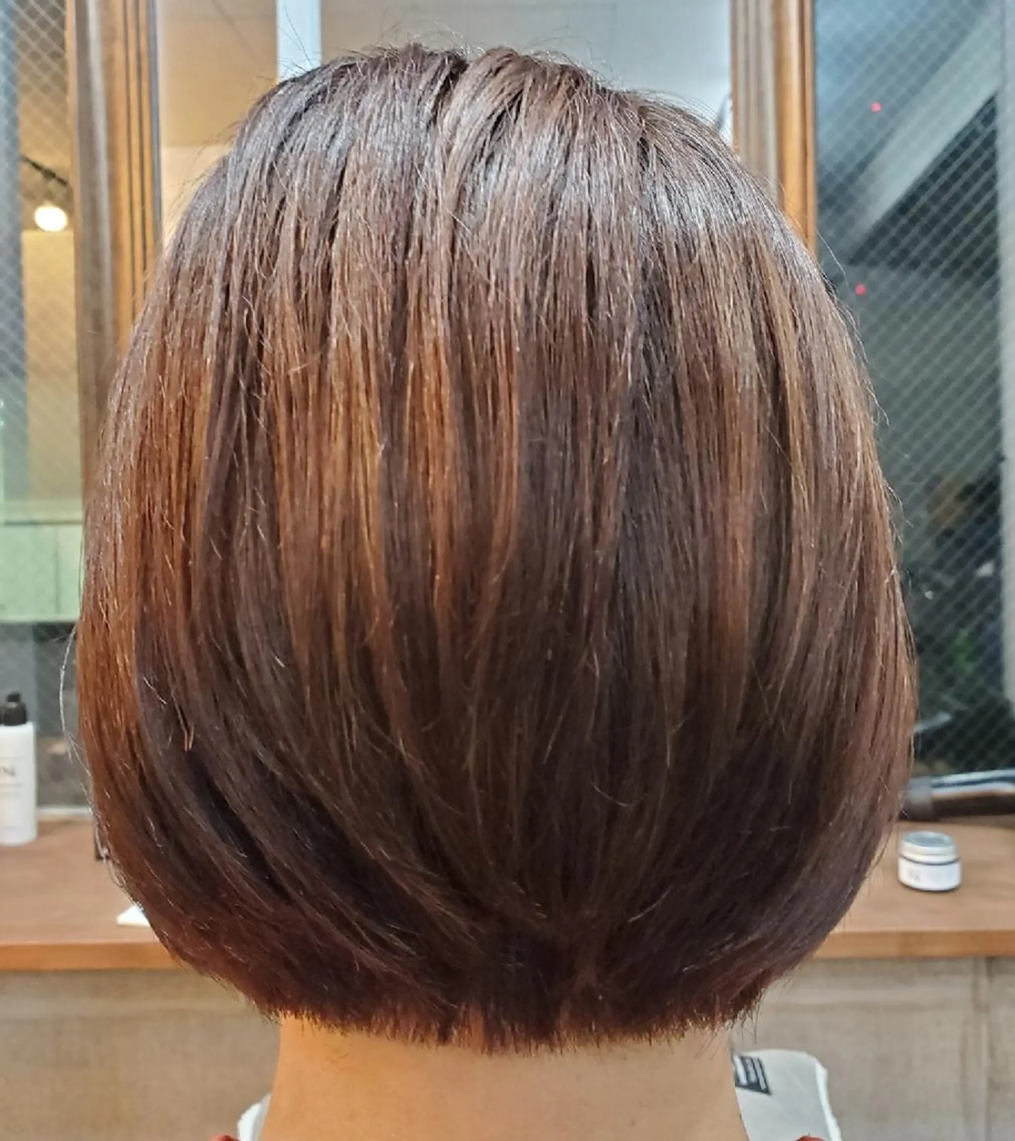 ミディアム ボブ S. ERIのヘアスタイル