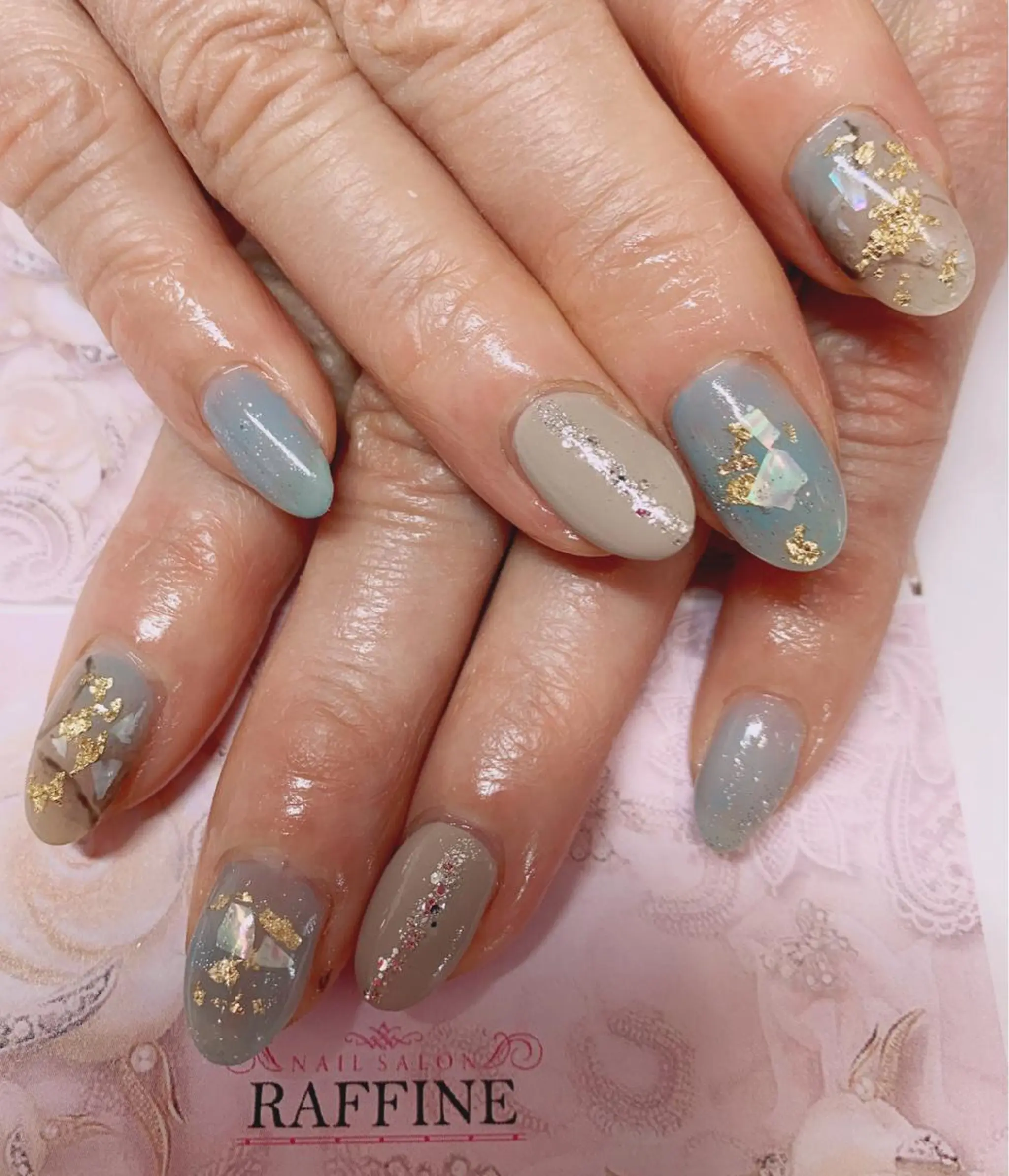 ネイル miu miuのネイルデザイン