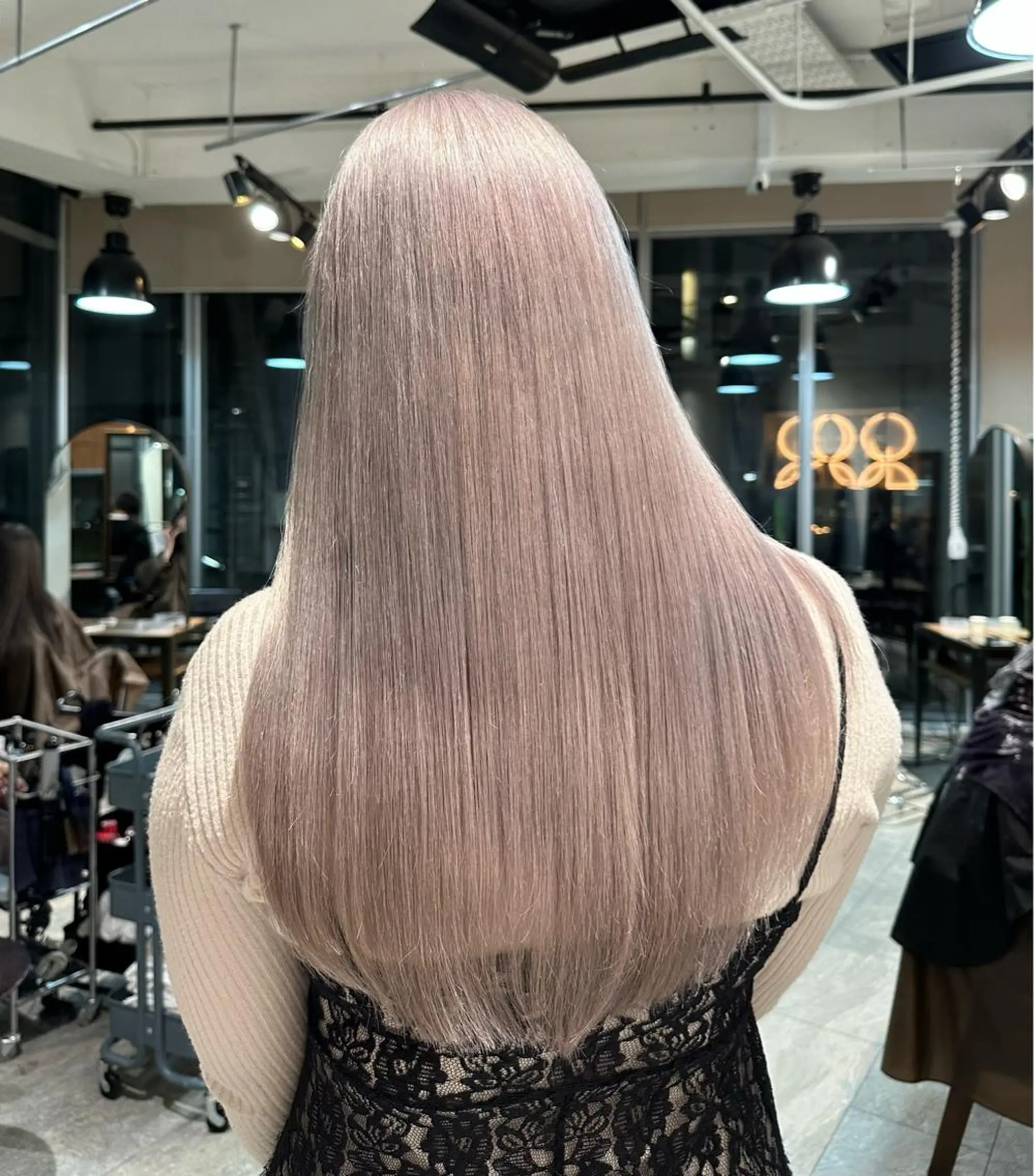 ロング カラー ヘアアレンジ ヘアカラー 🌹TikTok４万 ﾌｫﾛﾜｰ🌹AKIのヘアスタイル