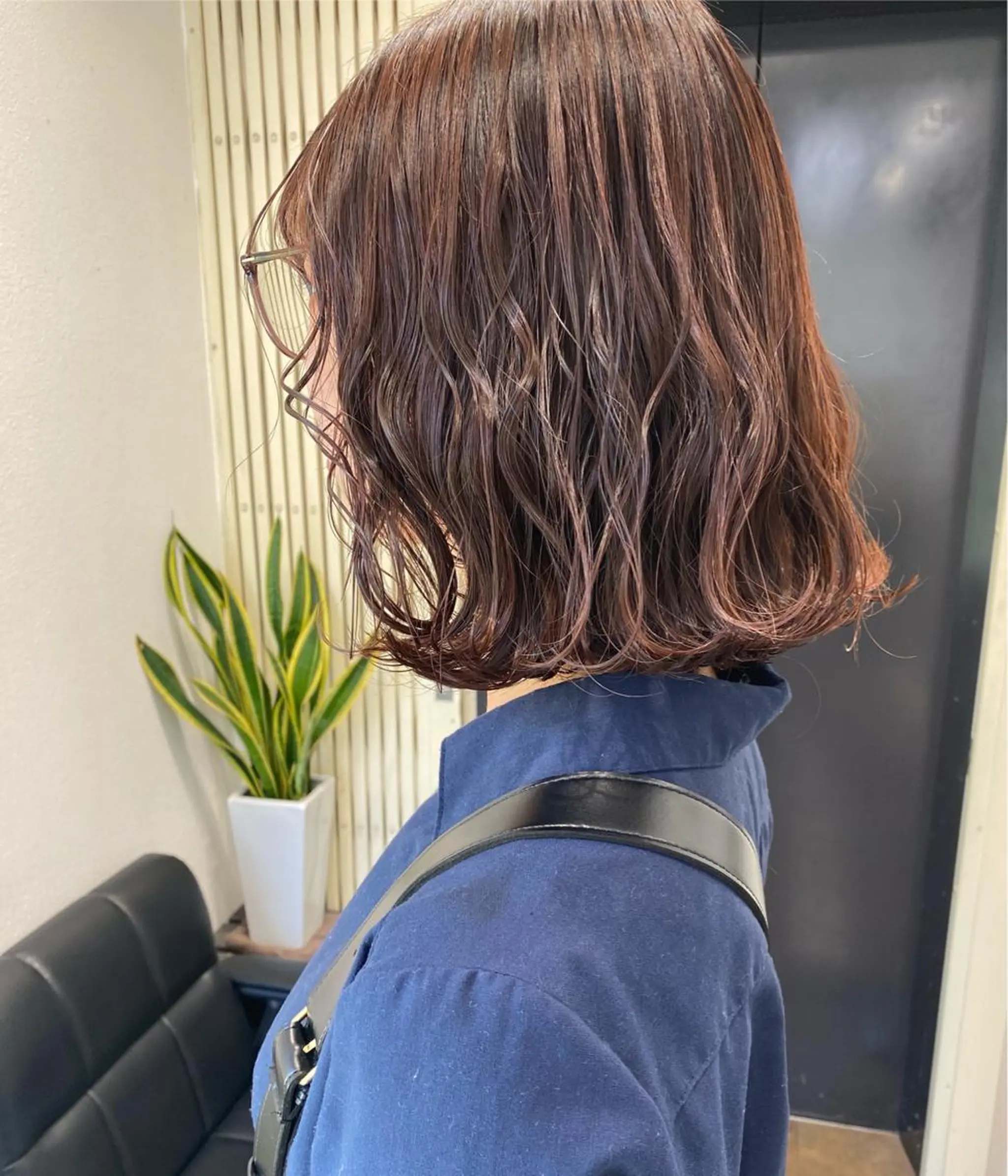 ミディアム カラー GiseL アンリのヘアスタイル