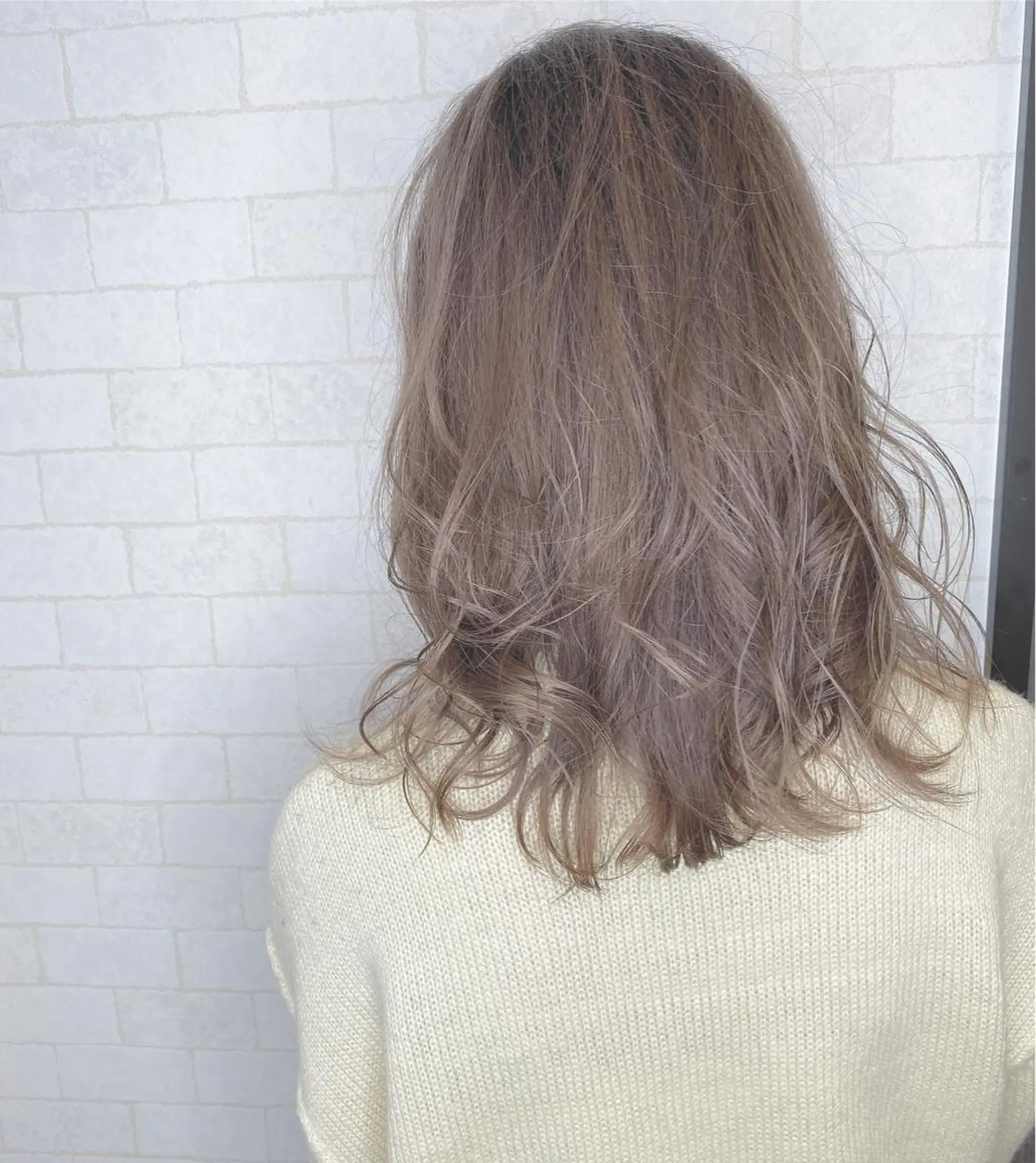 ミディアム 西院/ TAKAのヘアスタイル