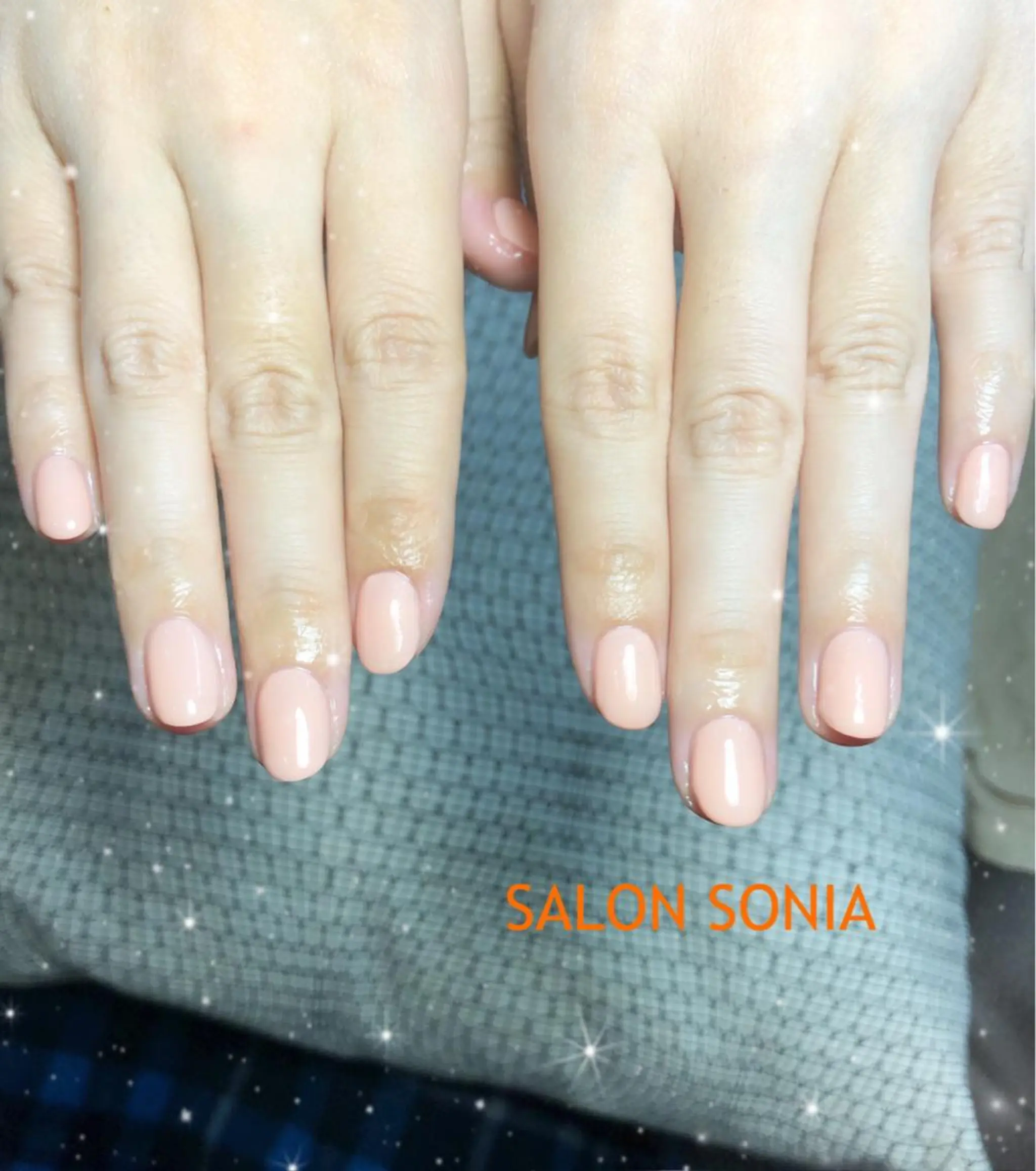 ネイル ハンドネイル 小顔・毛穴・たるみ ネイル　似内真樹のエステ・リラクイメージ