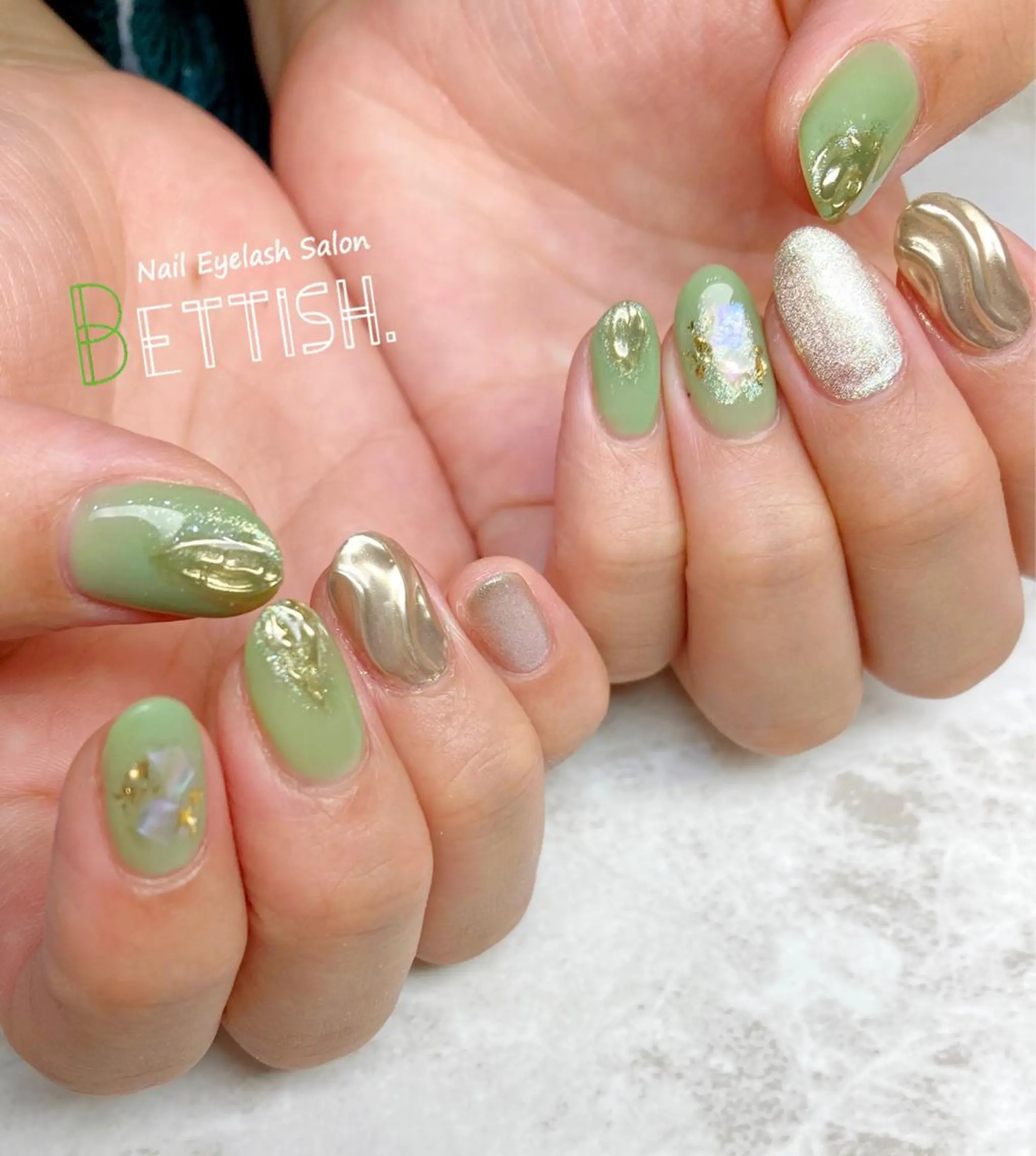 ネイル グリーン 春ネイル BETTISH. KUMIKO☺︎︎のネイルデザイン