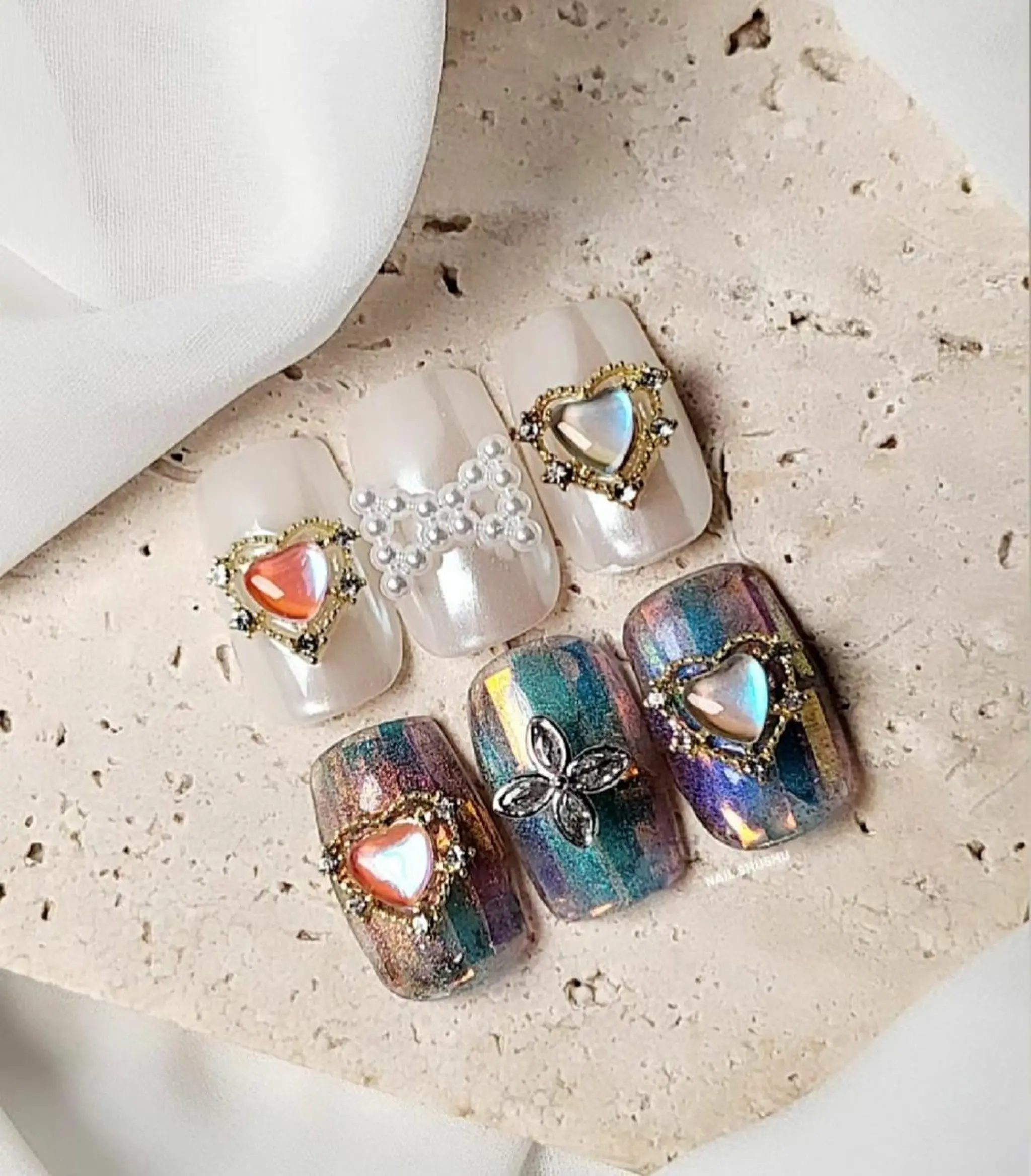 ネイル 持ち込み ニュアンスネイル ワンカラーネイル シンプルネイル 夏ネイル 3dパーツ/流行り 👧shushu❤️のネイルデザイン