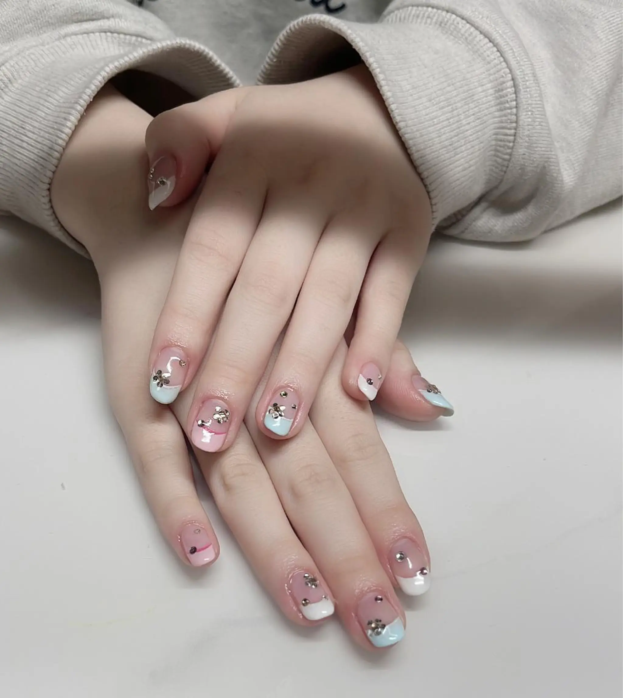 キッズ ハンドネイル KARI ネイルサロンのネイルデザイン