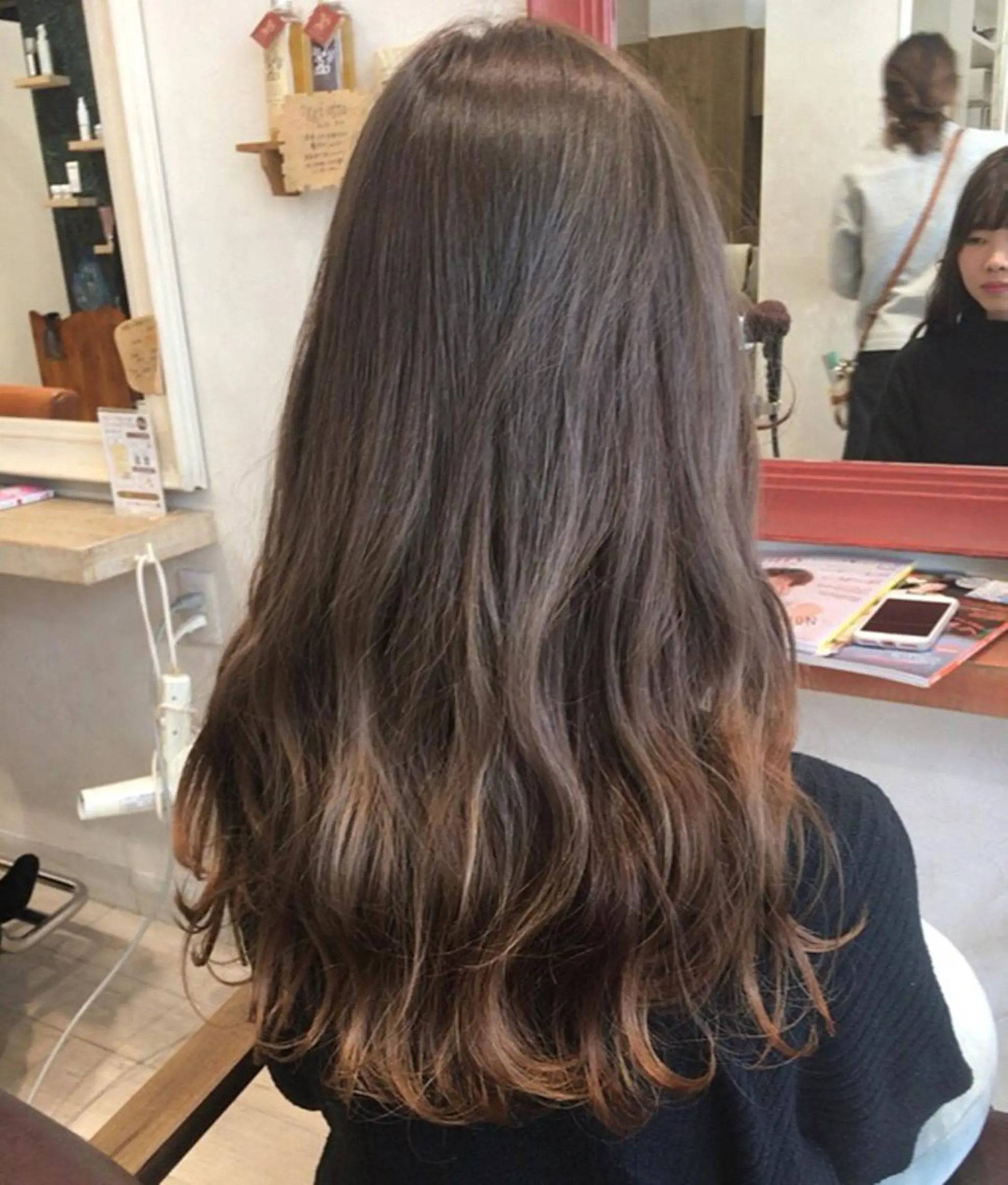 ロング カラー nakahara madokaのヘアスタイル