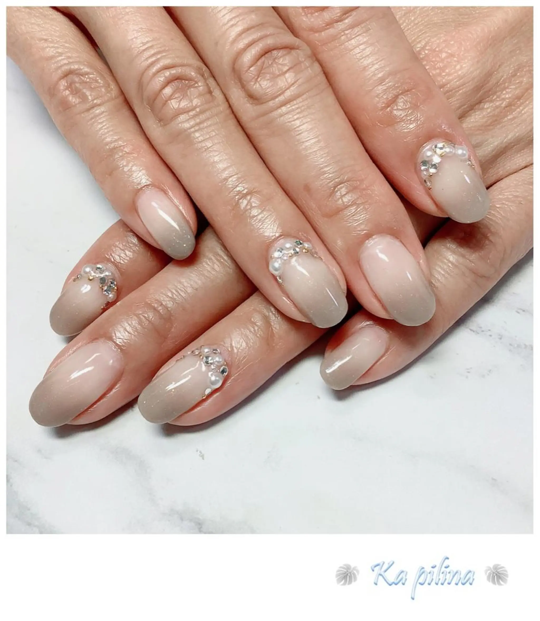 ネイル グラデーション キラキラネイル Nail salon Ka pilinaのネイルデザイン
