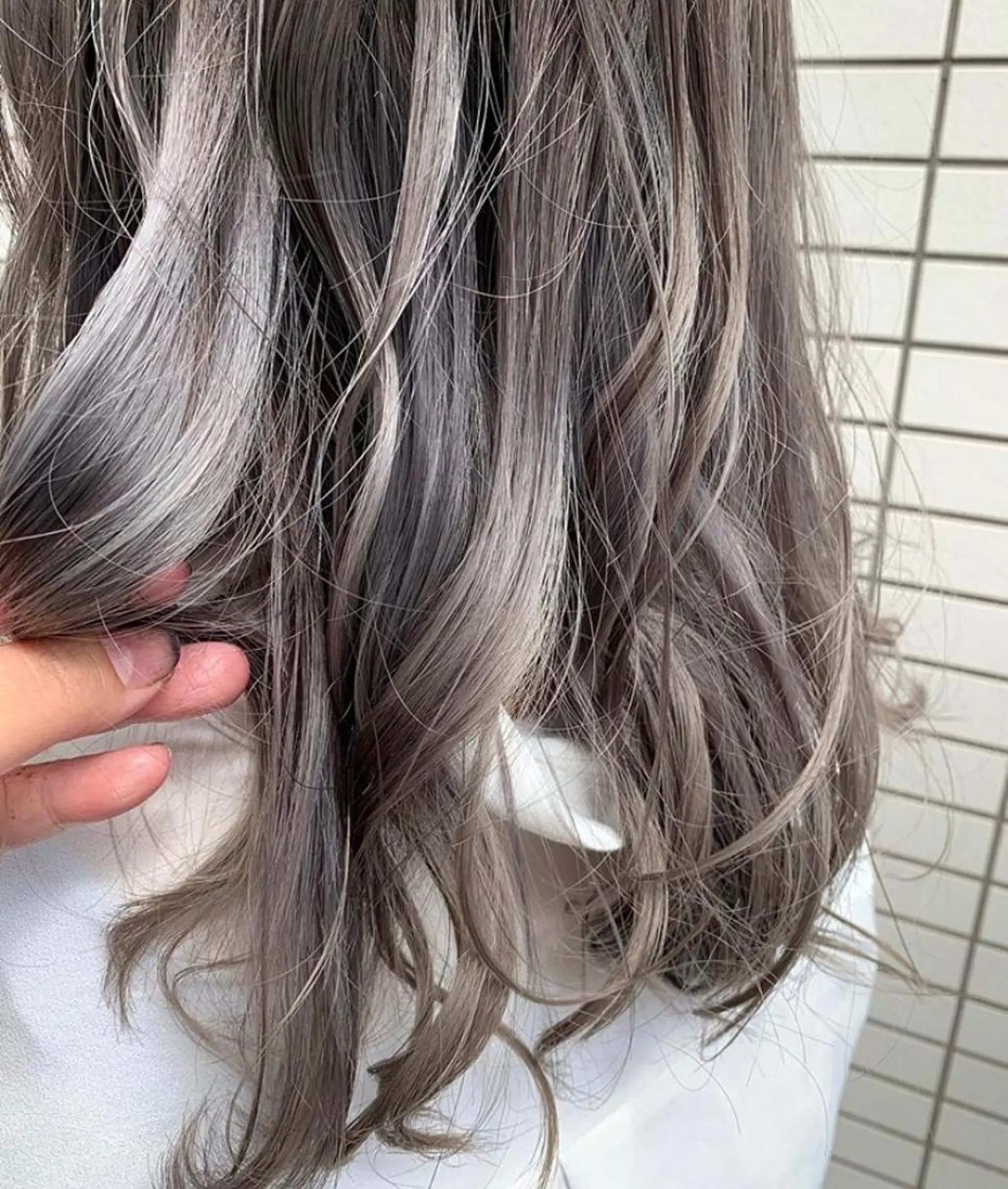 カラー ブリーチ ダブルカラー ハイライトカラー 🐣 SHION🐥のヘアスタイル