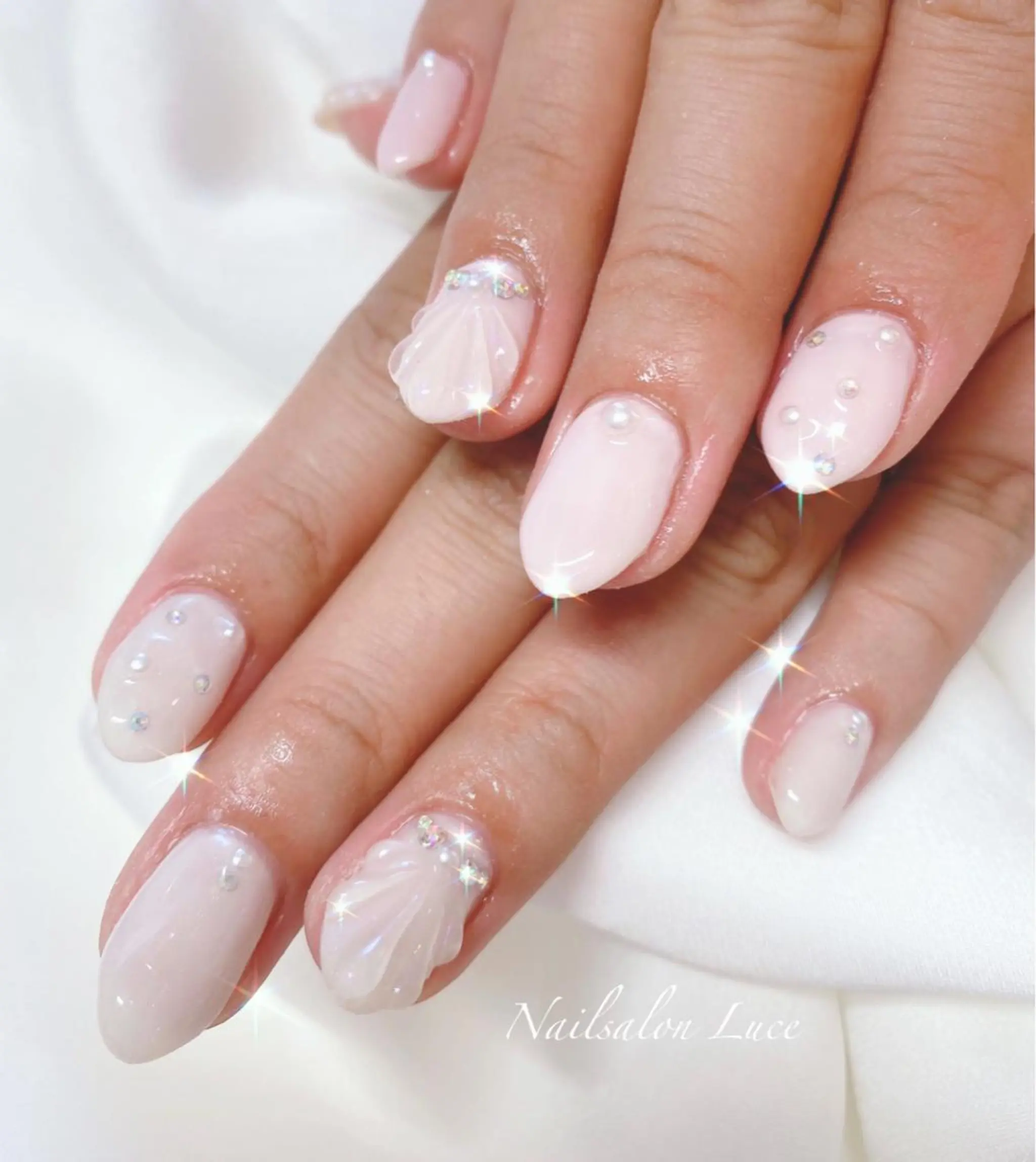 ネイル まつ毛、ネイル& 脱毛サロン　Lのマツエク・マツパデザイン