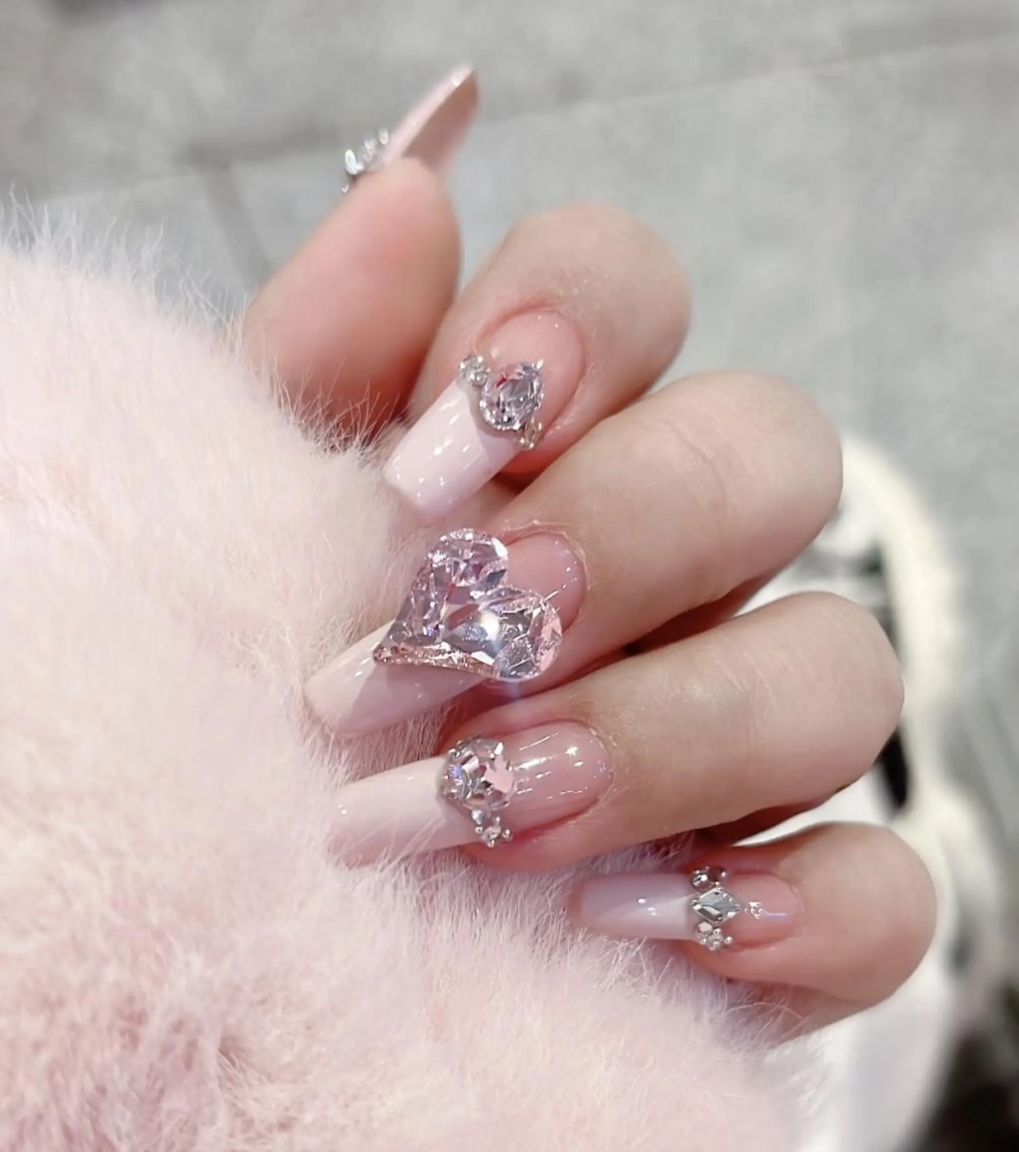 ネイル エリ🫧 nail池袋東口のネイルデザイン