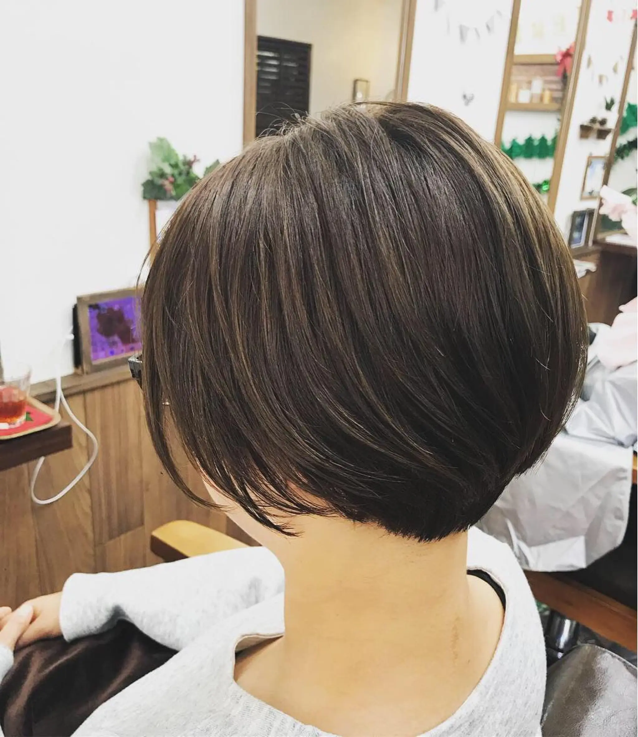 ショート カラー カット ヘアカラー トリートメント 澤田 拓己のヘアスタイル