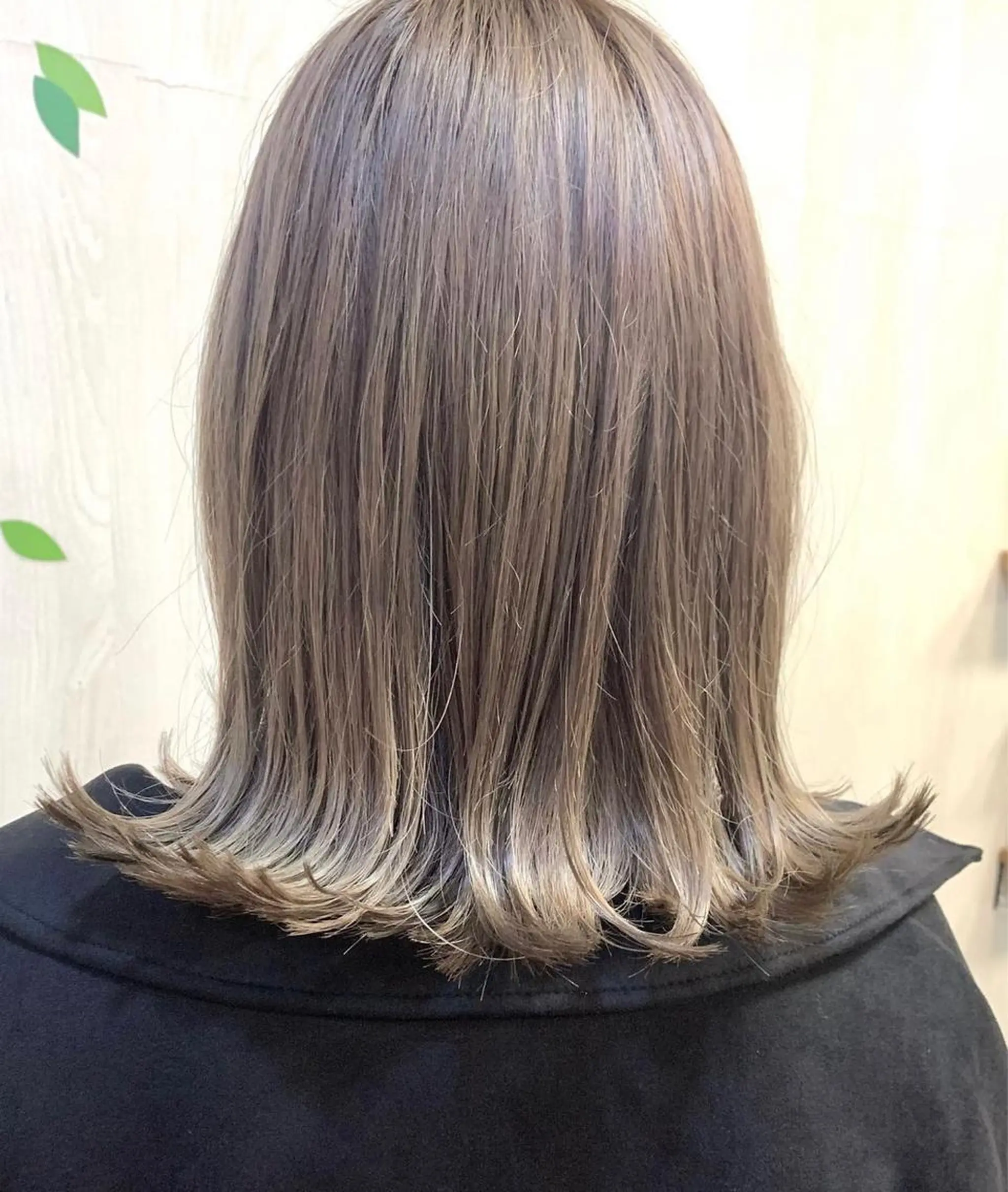 ミディアム カラー カット 榎 広海のヘアスタイル