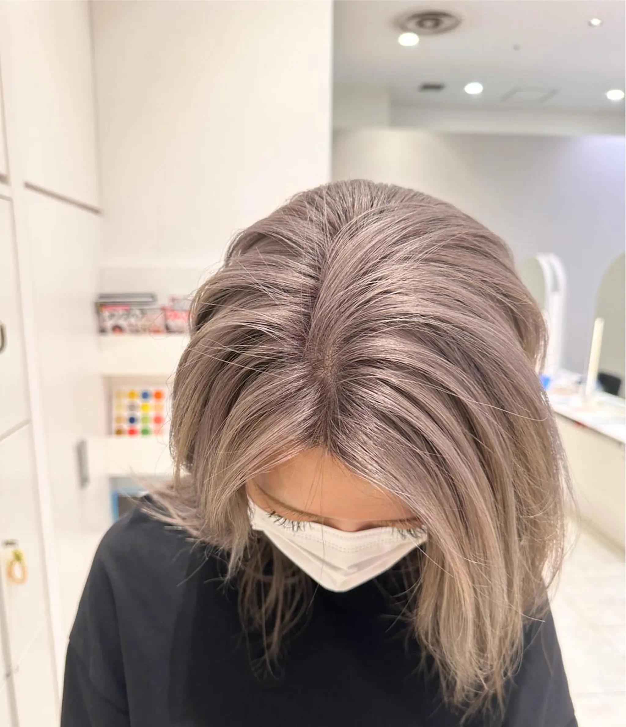 セミロング ヘアカラー GOAT_茅ヶ崎 キシ サクラのヘアスタイル