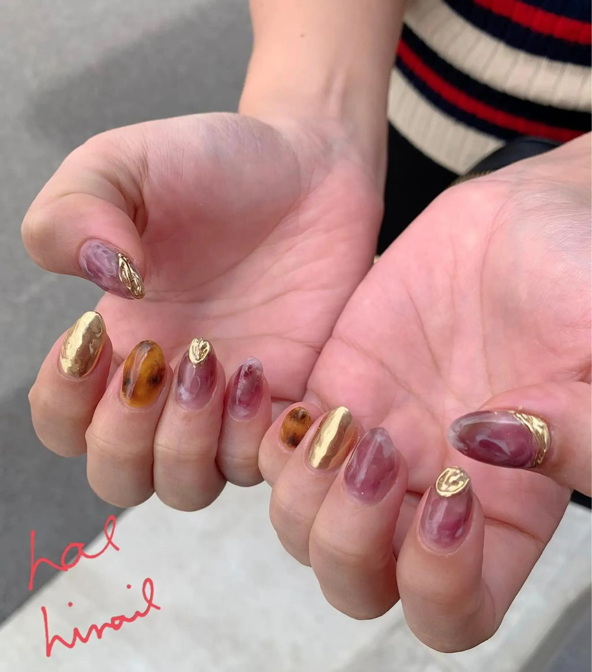 ネイル べっ甲ネイル ミラーネイル ニュアンスネイル はるひな ねいるのネイルデザイン