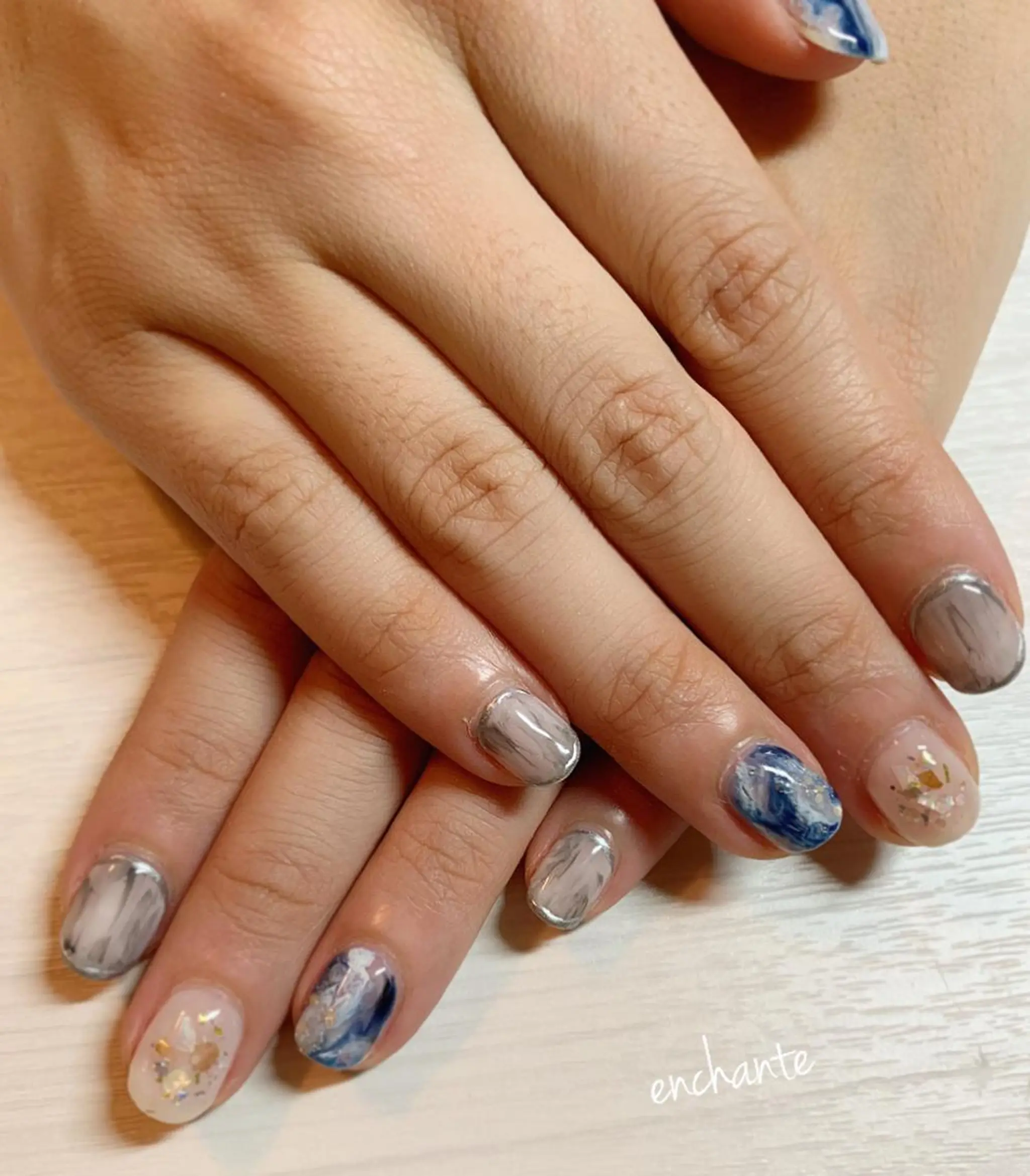 ネイル enchante 自由が丘のマツエク・マツパデザイン