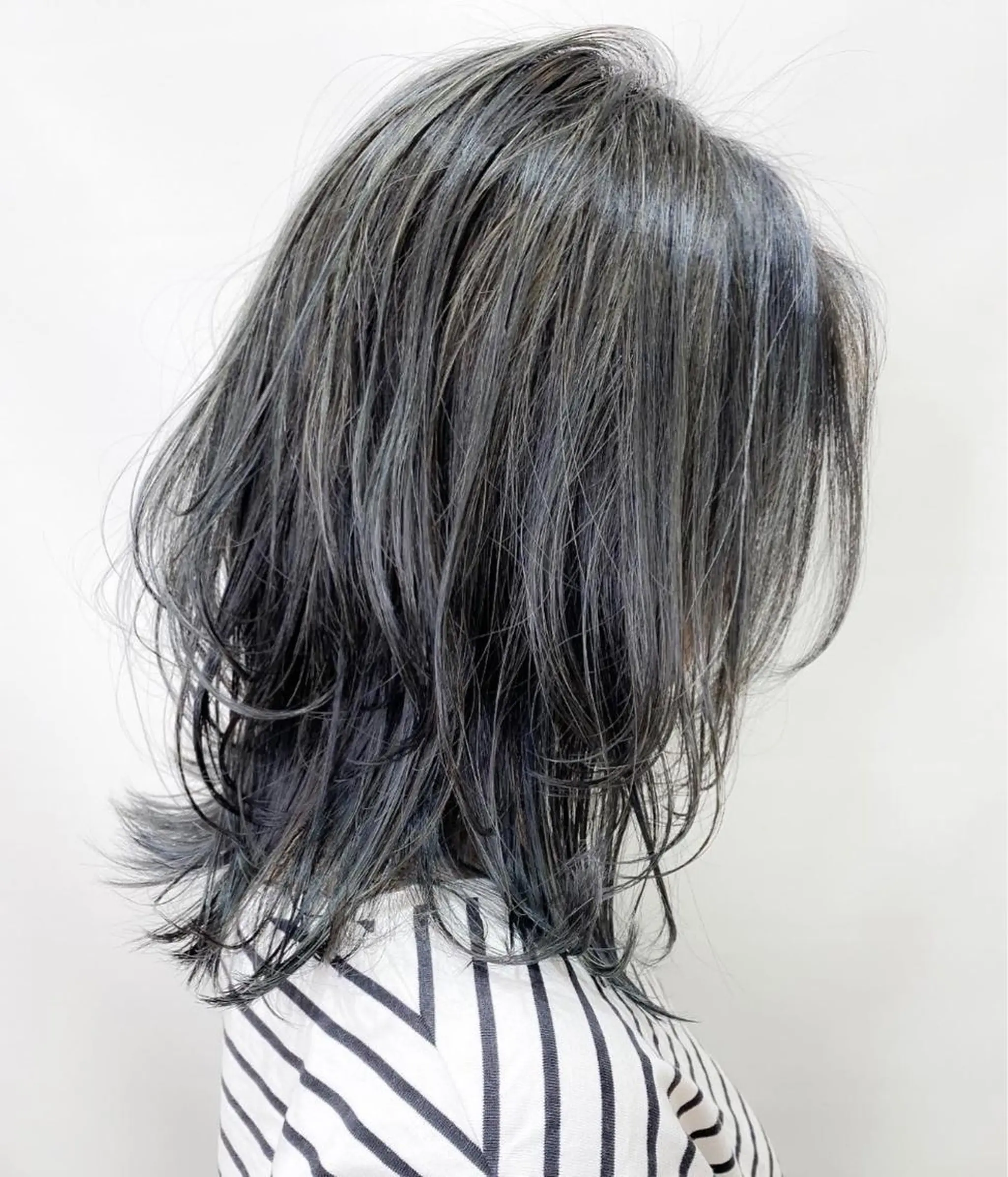ミディアム カラー 大野 あさみのヘアスタイル