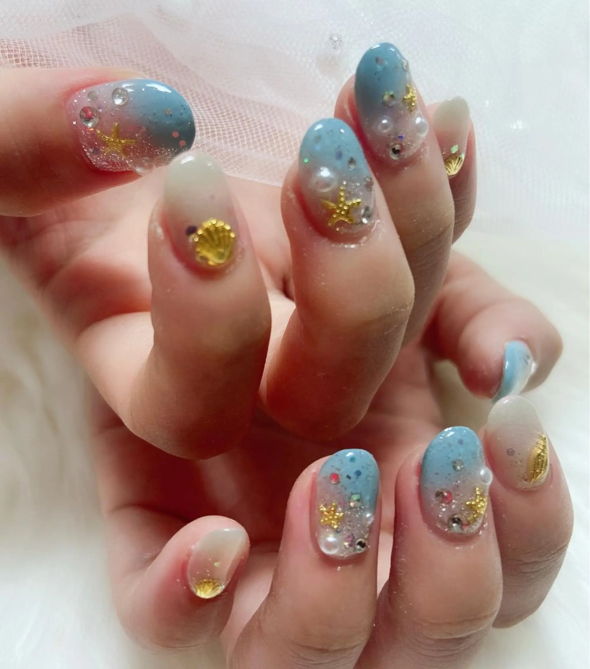 ネイル ハンドネイル ＆ME アンドミーのネイルデザイン