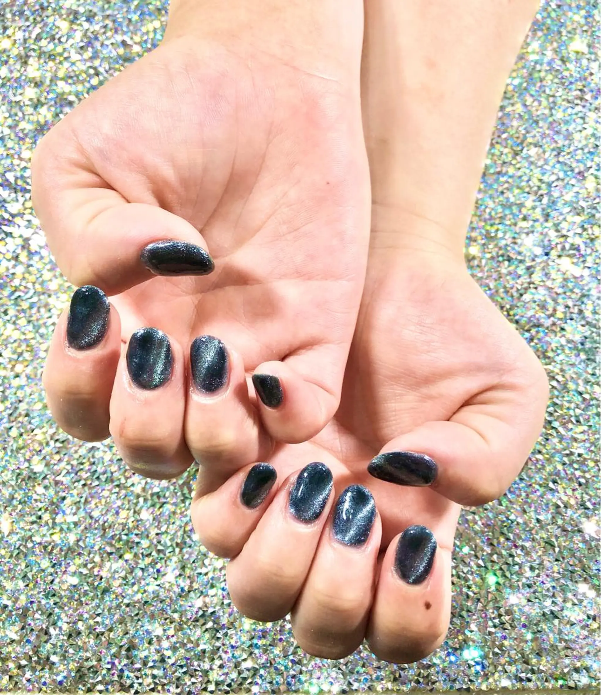 ネイル マグネットネイル シルバー ハンドネイル Tairacchi ﾀｲﾗｯﾁのエステ・リラクイメージ