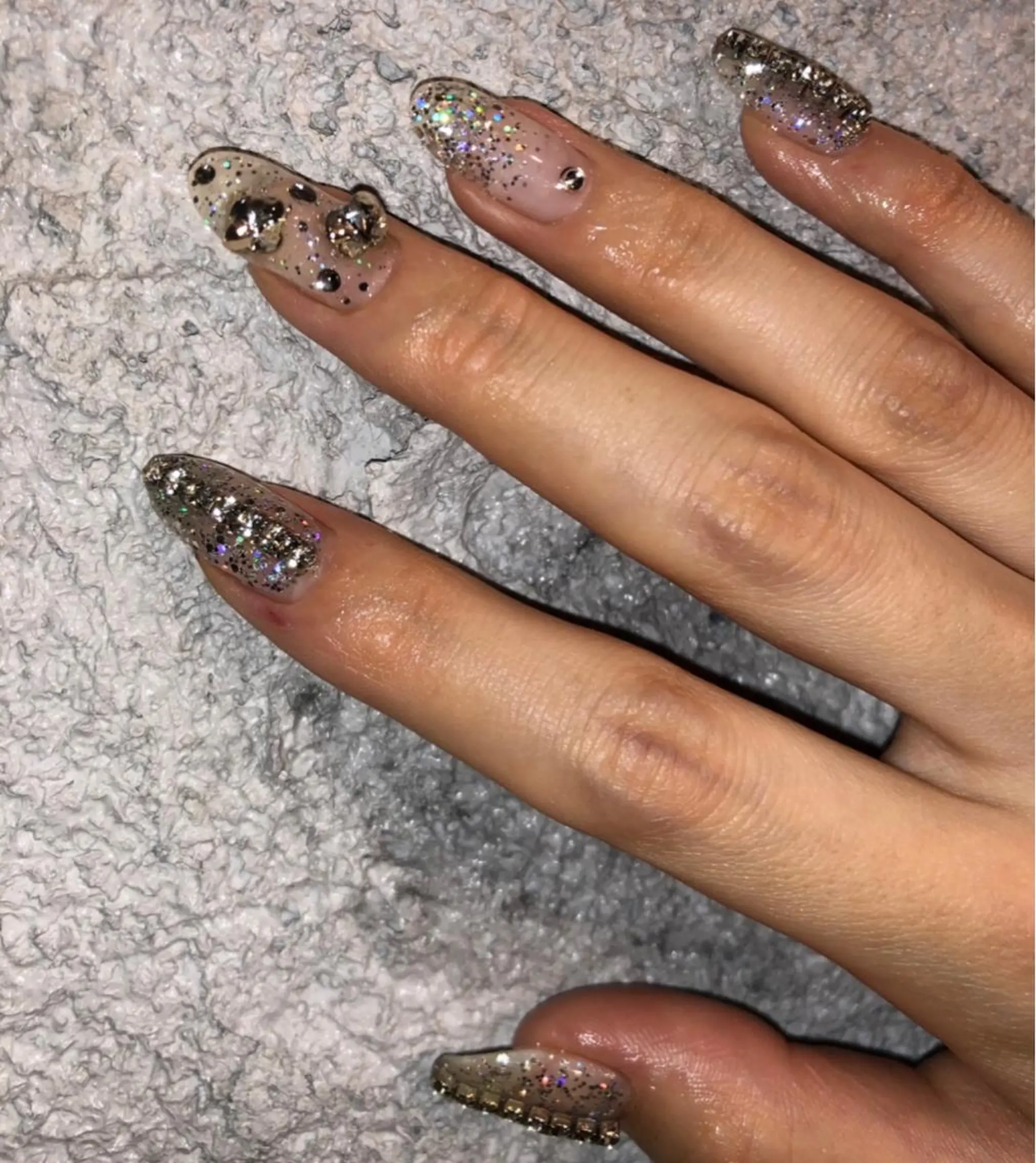 ネイル アートネイル グラデーション ラメ(グリッター) ラメグラデーション ワンカラーネイル パラあり！フィルイン 美フォルムのネイルデザイン