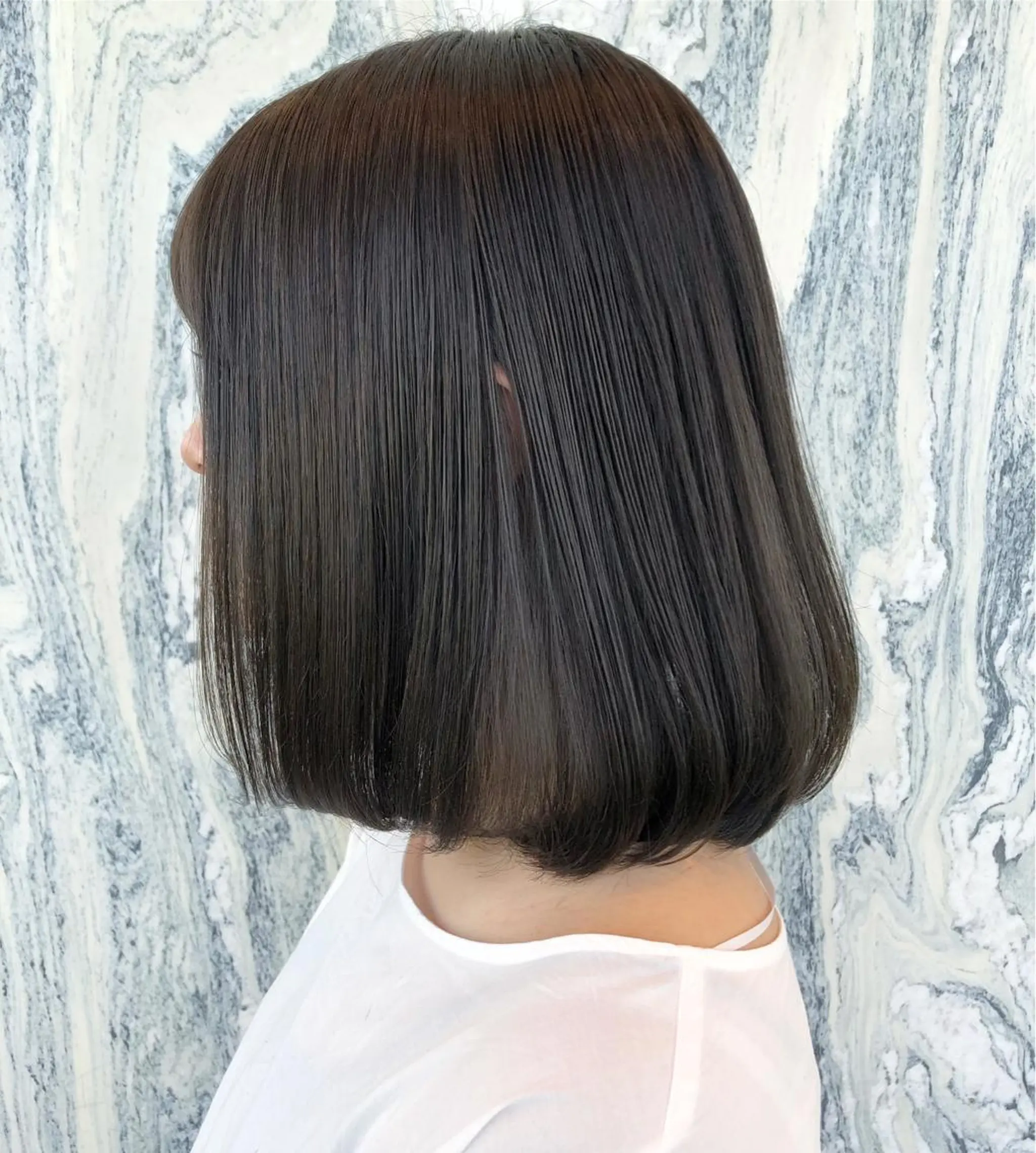 ミディアム カラー アッシュ ブリーチ オリーブアッシュ ヘアカラー トリートメント ニシヤマ コウヘイのヘアスタイル