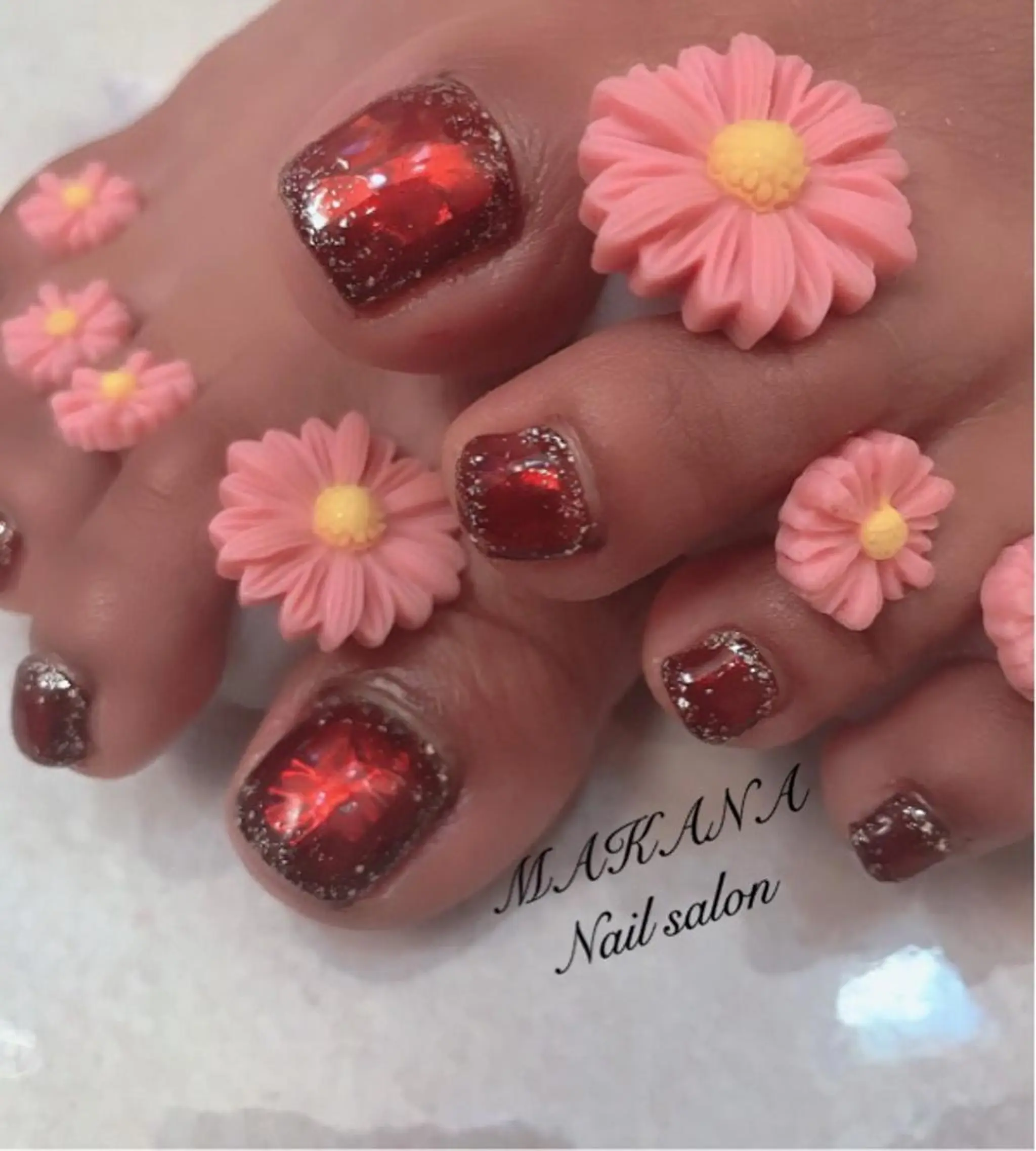 ネイル ハンドネイル フットネイル MAKANA所属・鈴木 ユニのネイルデザイン