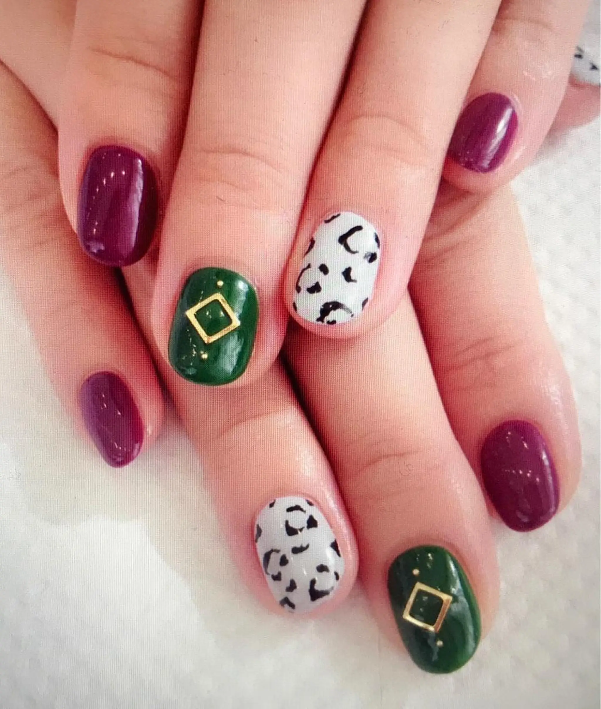 ネイル アートネイル シンプルネイル ストーンネイル ネイル/耳つぼ /新ホワイトニングのネイルデザイン