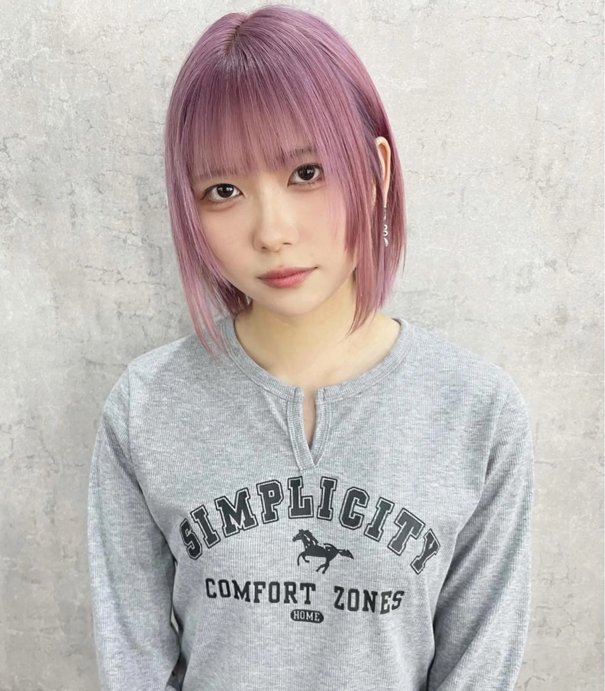 ショート ピンクラベンダー ヘアカラー 佐藤 香太のヘアスタイル