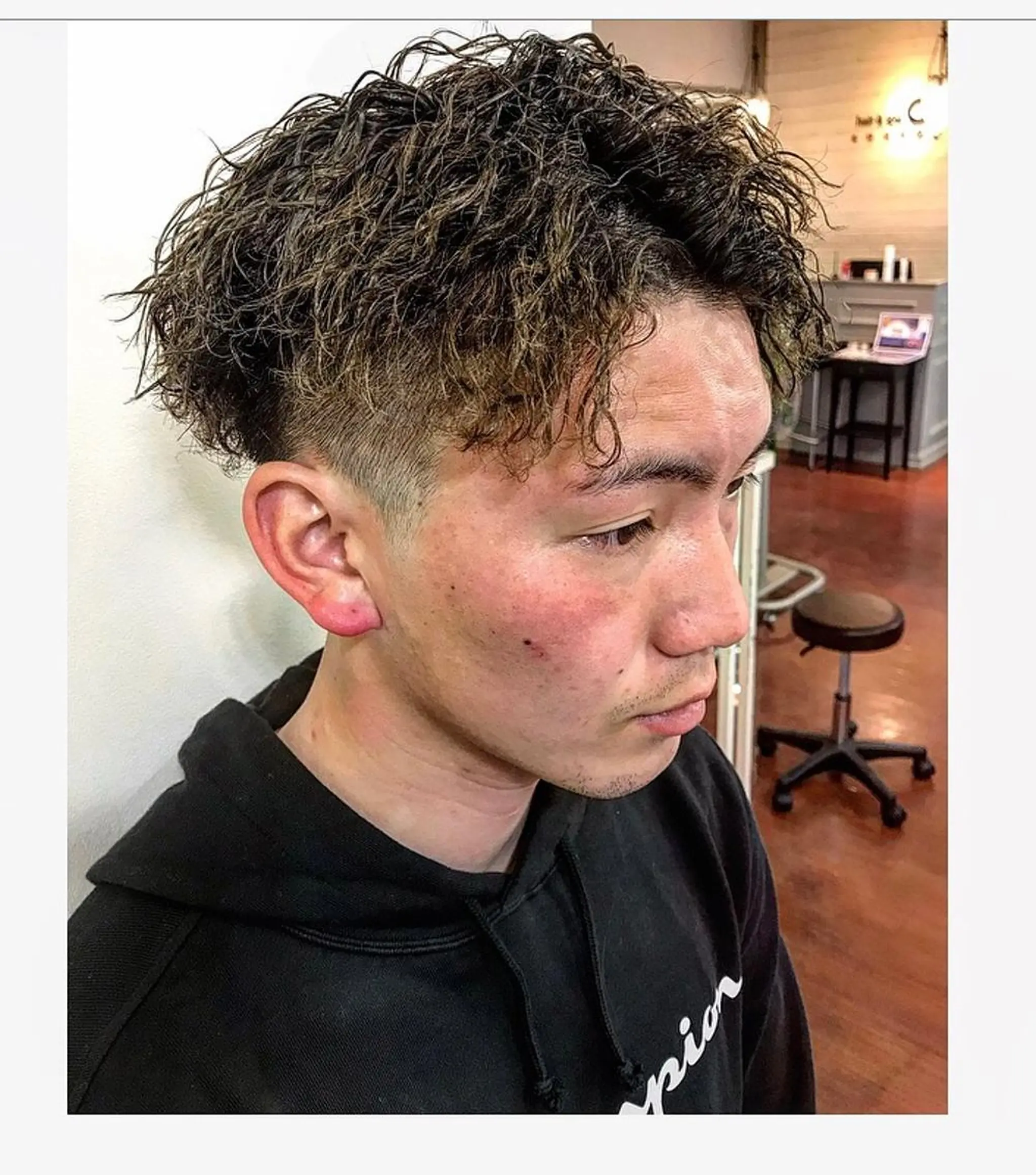 パーマ メンズ ヨシダ トオルのヘアスタイル