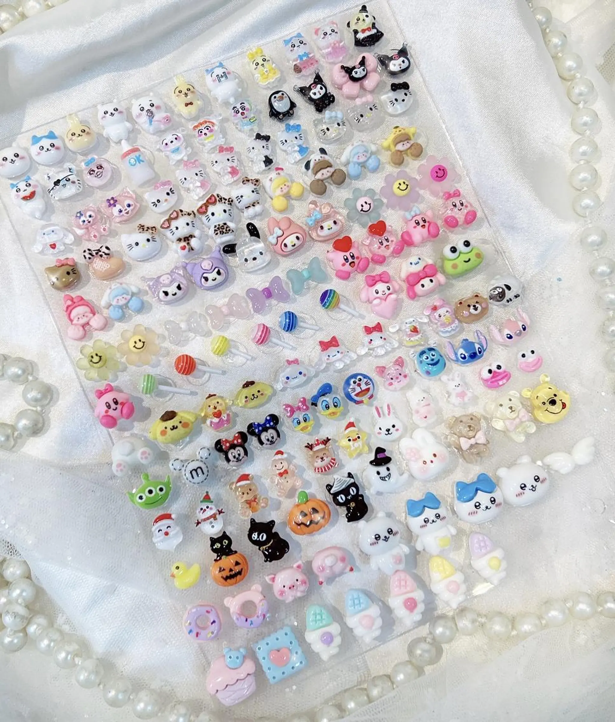 ネイル 冬ネイル クリスマス ハンドネイル ハンドケア Emily 🎀のネイルデザイン