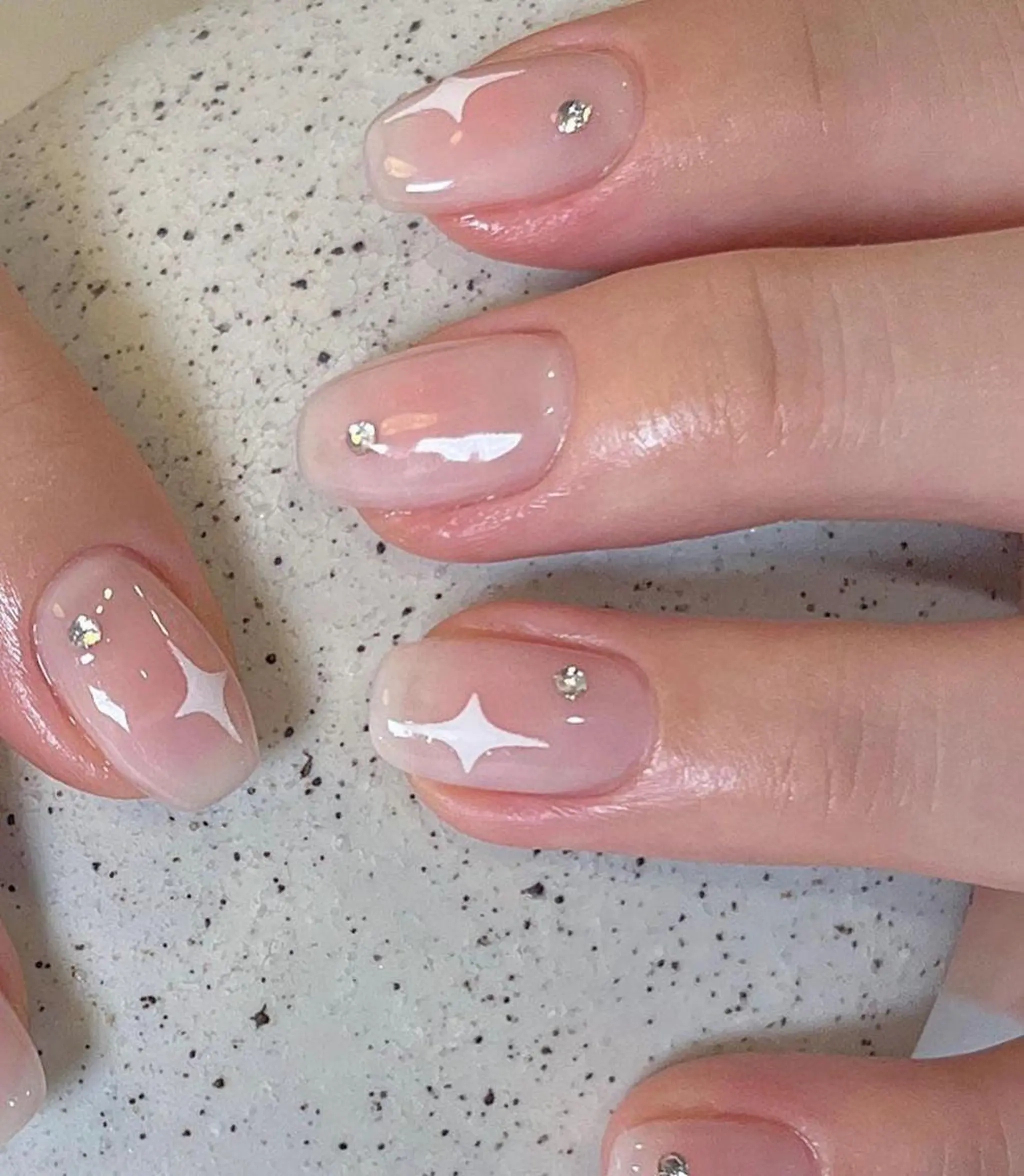 ネイル RAFFINE haru🦋🩵のネイルデザイン