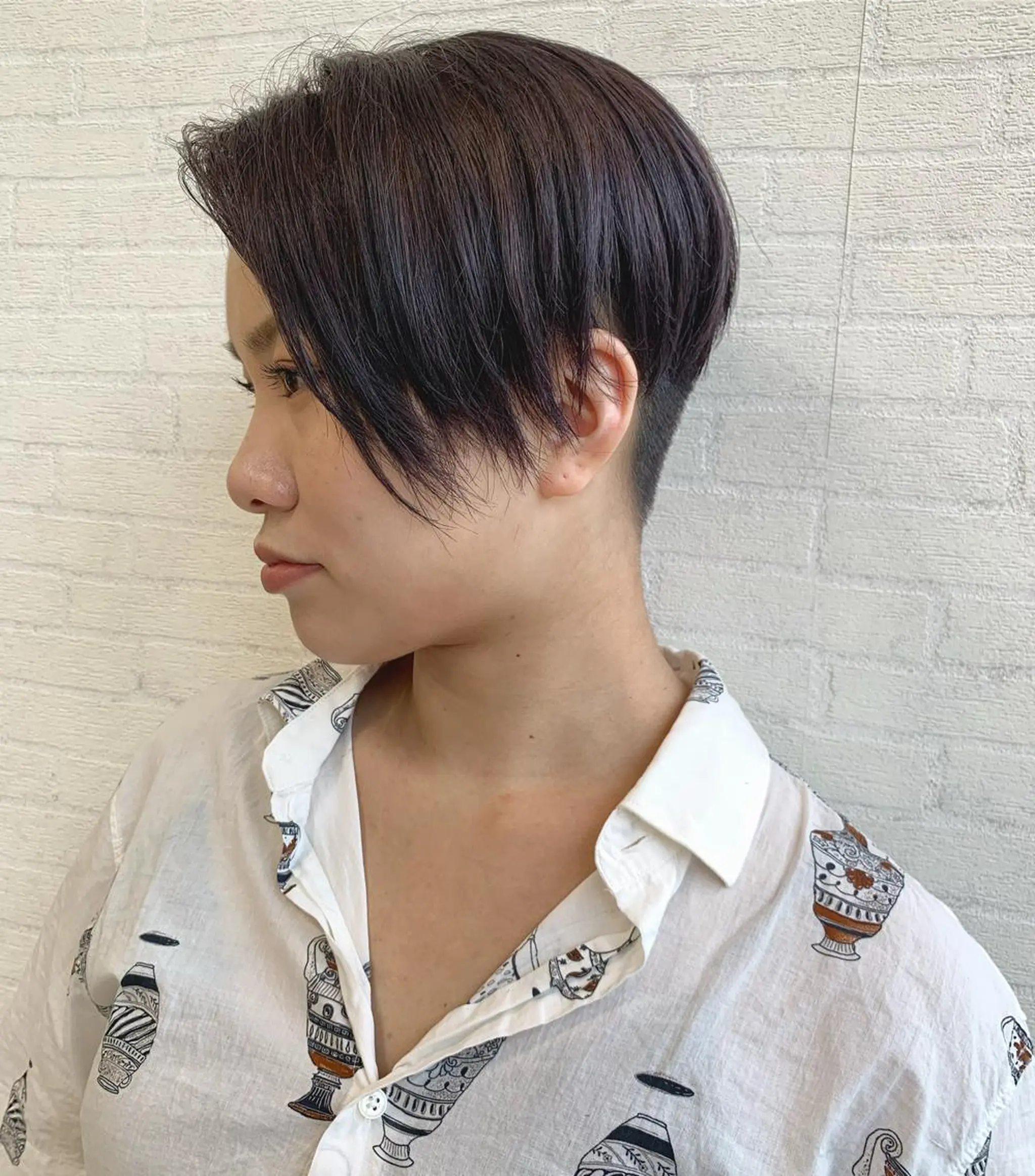 ショート カラー 切りっぱなしボブ ショートボブ ハンサムショート グレージュ ラベンダーカラー カット ヘアカラー トリートメント 初めてのショート お任せください✂️のヘアスタイル