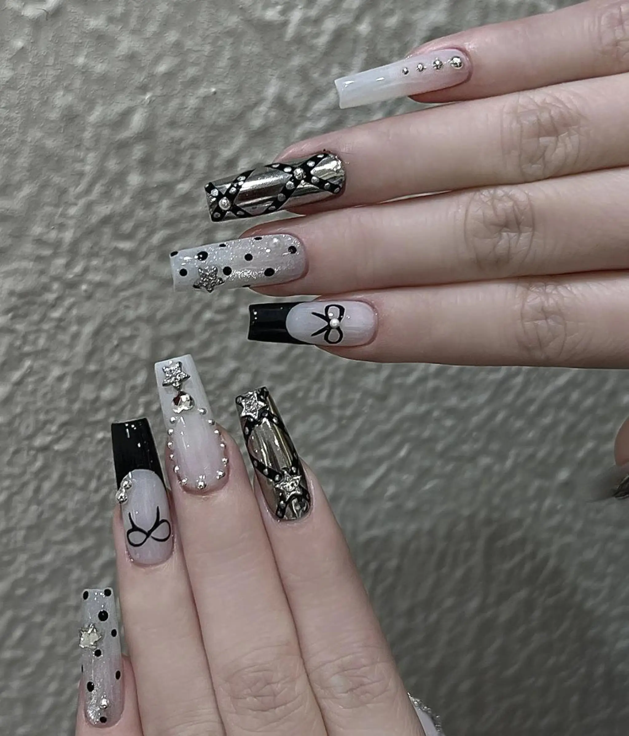 ネイル ハンドネイル ハンドケア 🍑 momo_nailのネイルデザイン