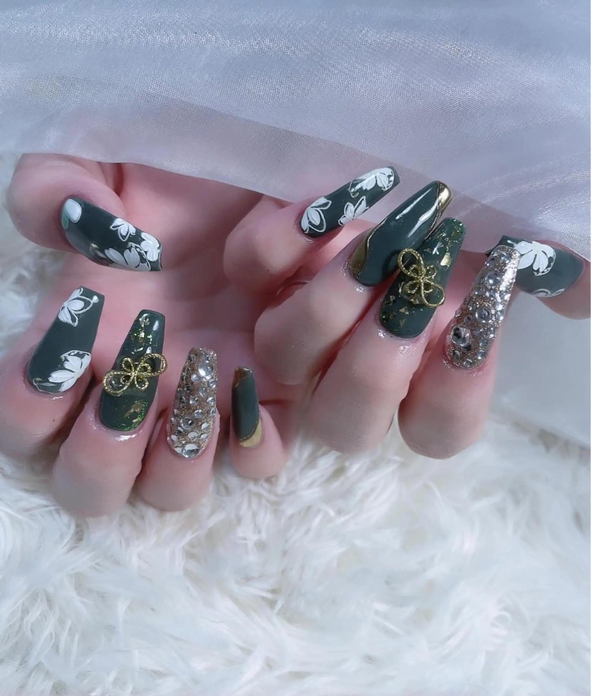 ネイル 高草木 桃香のネイルデザイン