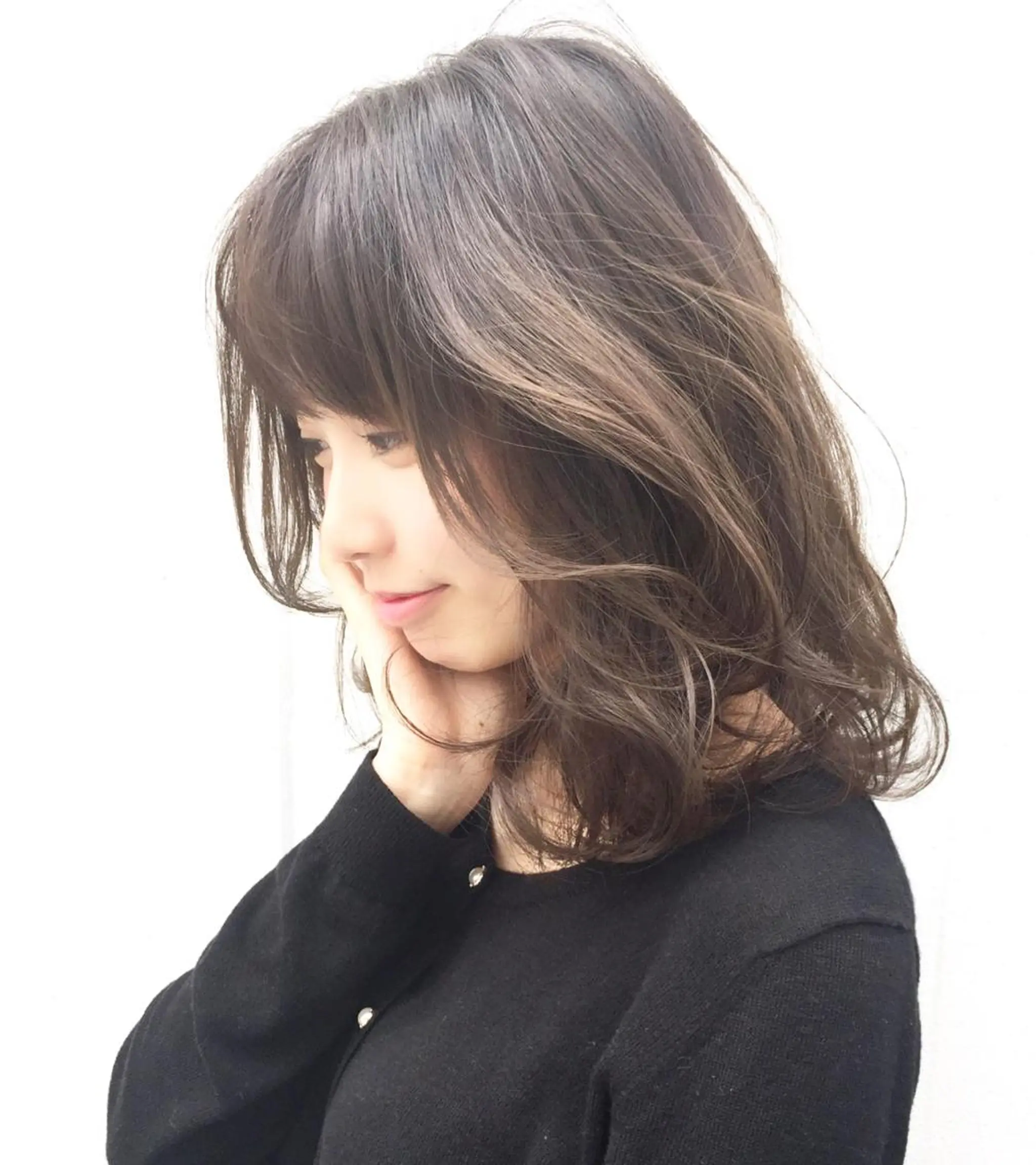 ミディアム パーマ 福地 礼奈のヘアスタイル