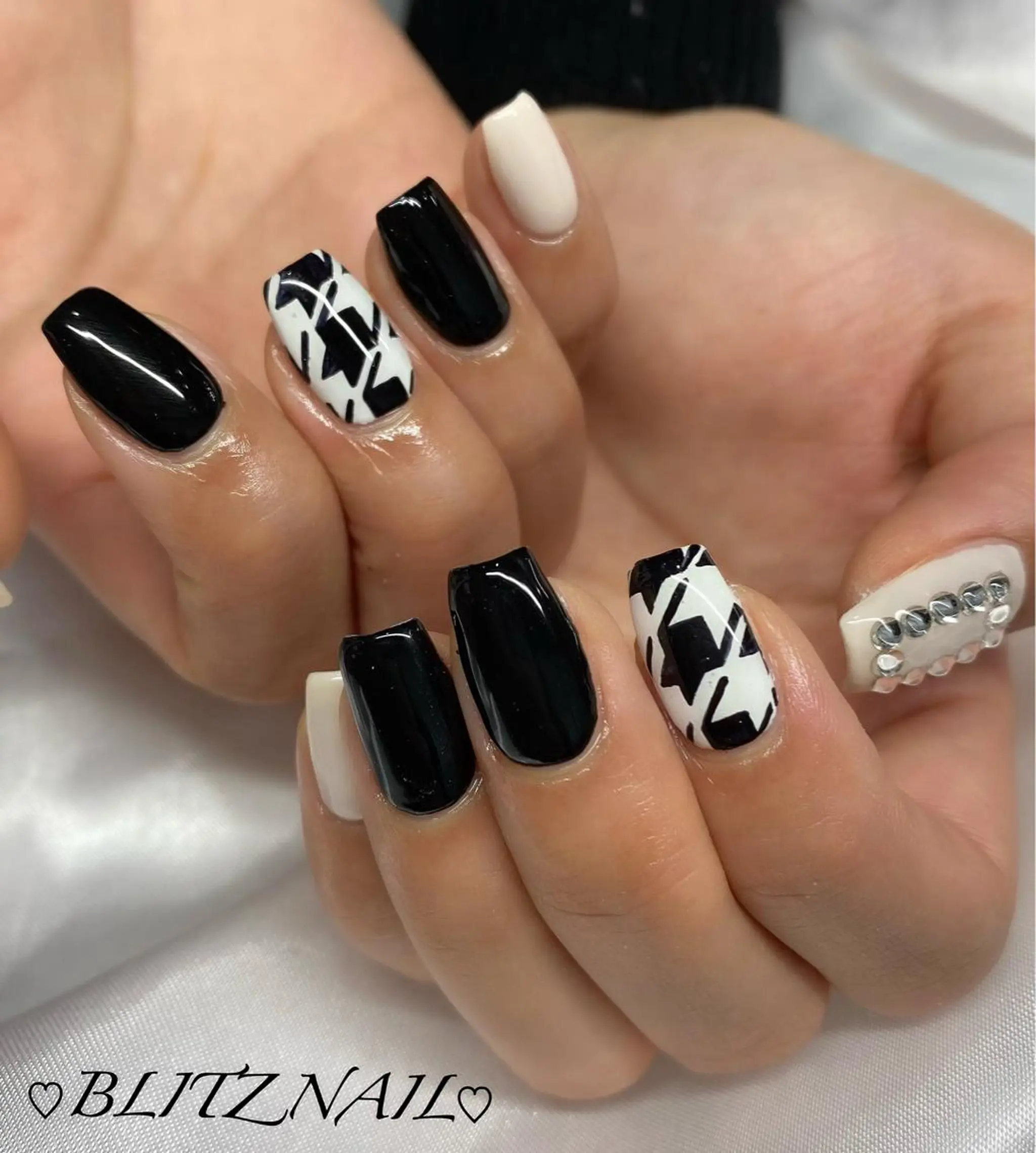 ネイル BLITZ Nail 岩田💅🏻✨のネイルデザイン