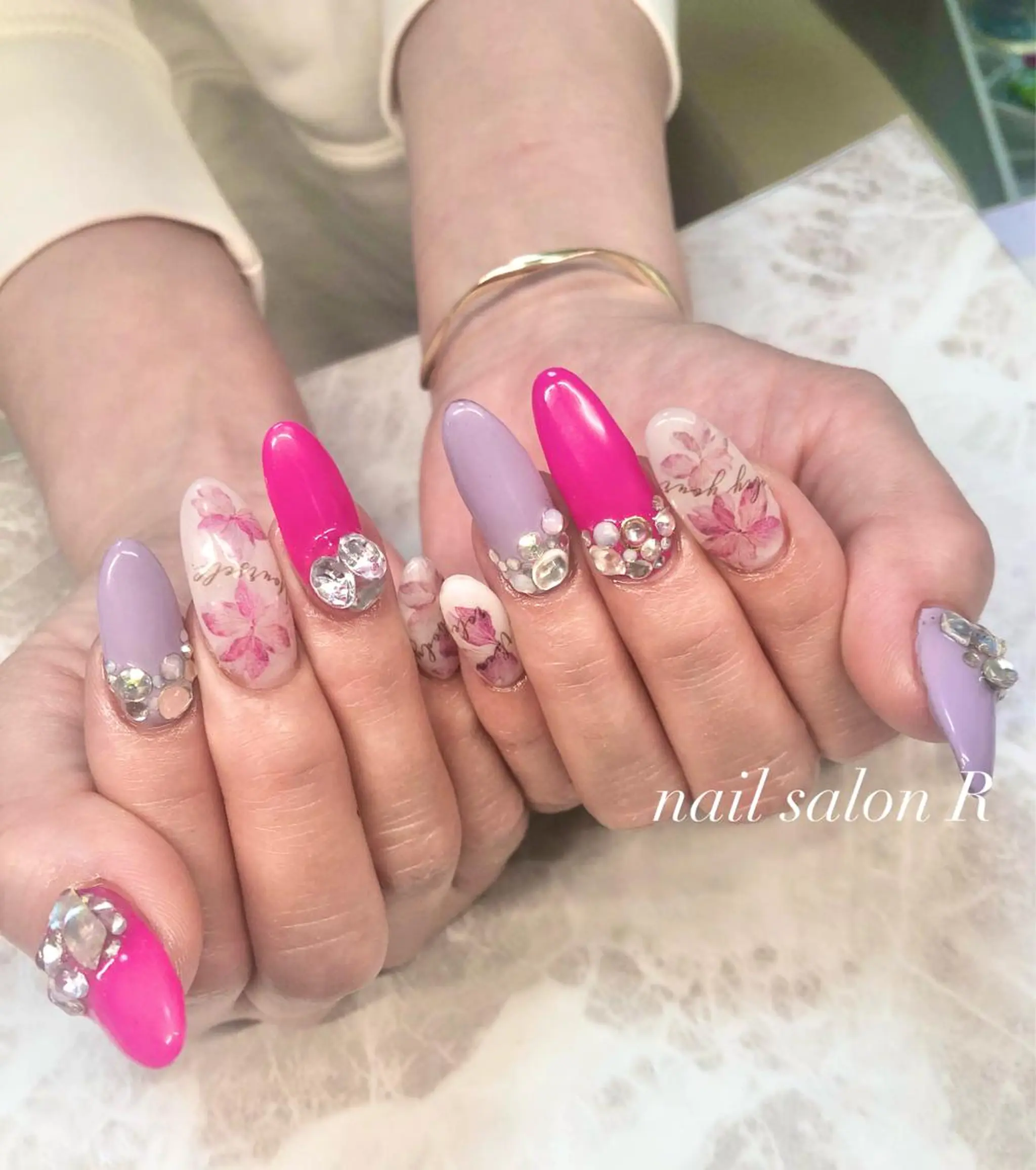 ネイル nail salon Rのネイルデザイン