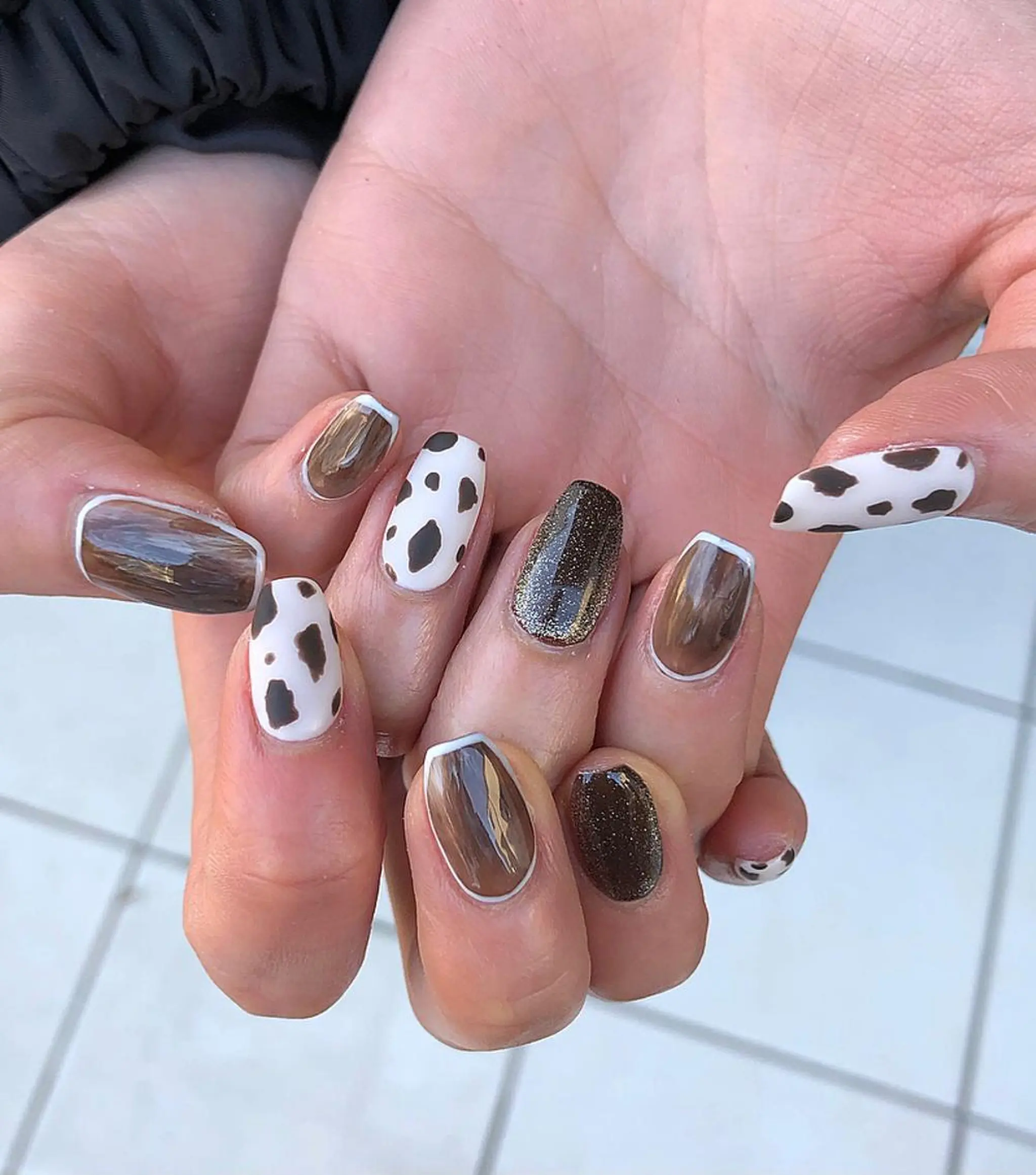 ネイル ハンドネイル émus nail Mamiのネイルデザイン