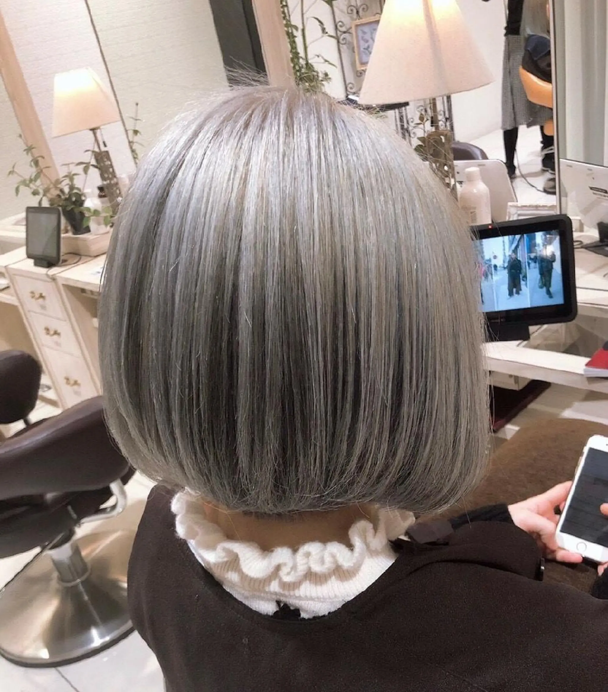 ミディアム ヘアカラー designer ITOのヘアスタイル