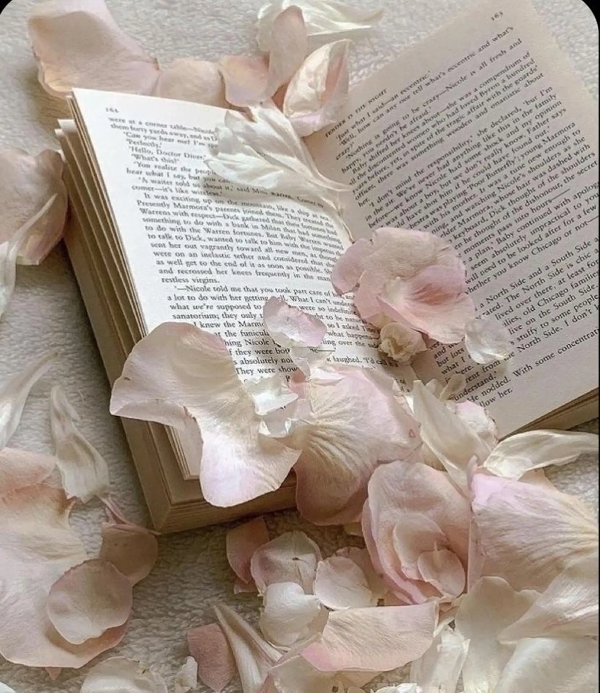 ネイル ハンドネイル ハンドケア KANAMI🪐 練習モデル⊹˚₊のネイルデザイン