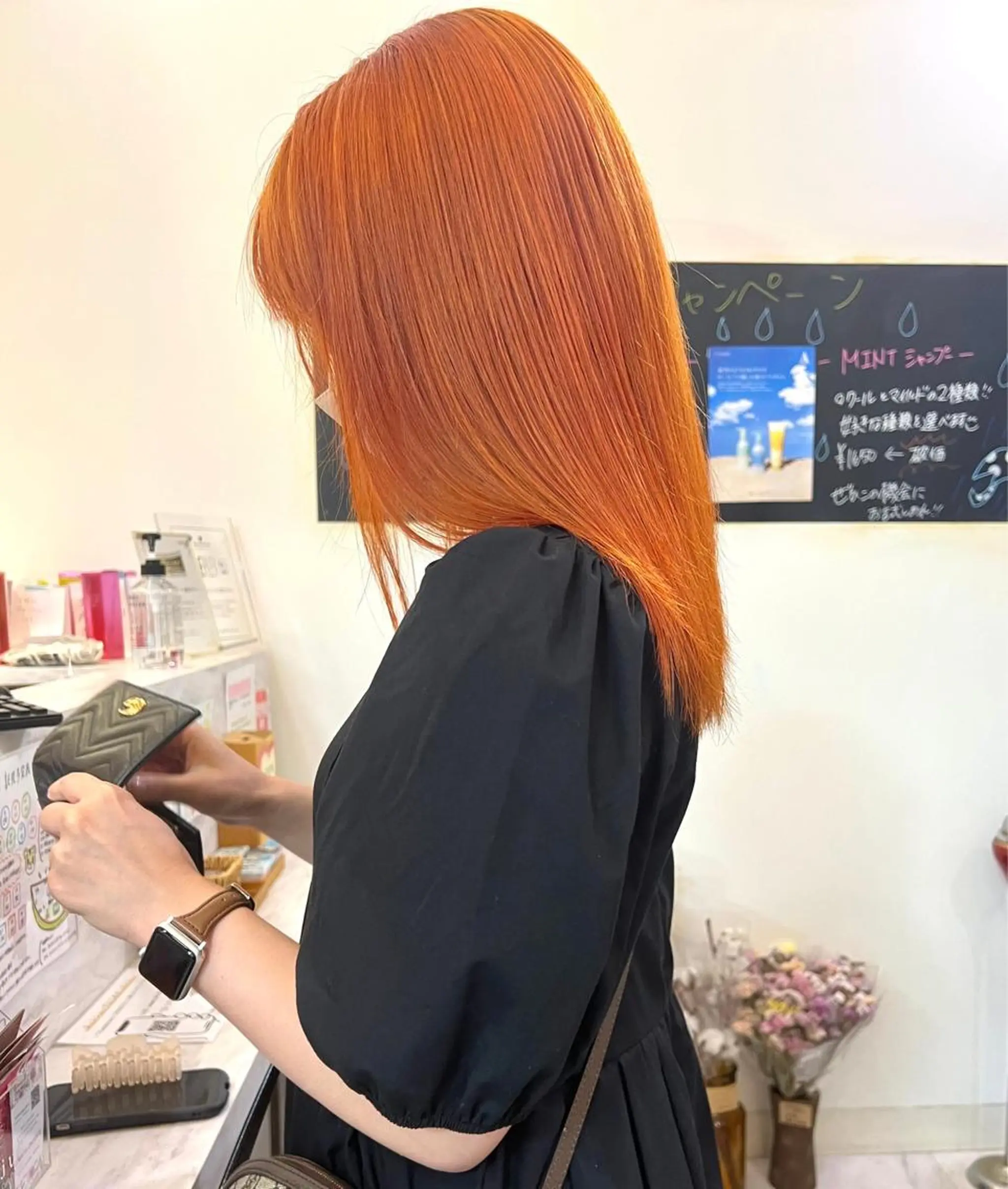 セミロング 奥田 葵のヘアスタイル