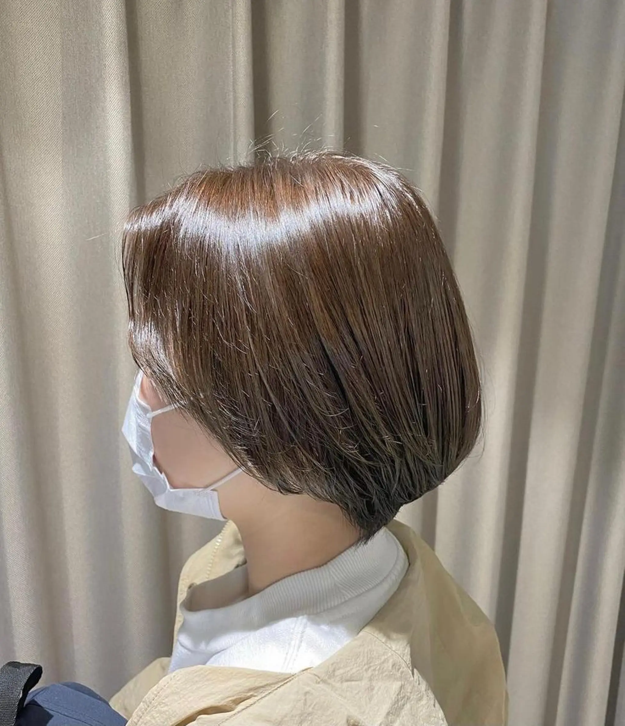 ショート カラー ベージュカラー オリーブベージュ maco / 難波美容室のヘアスタイル