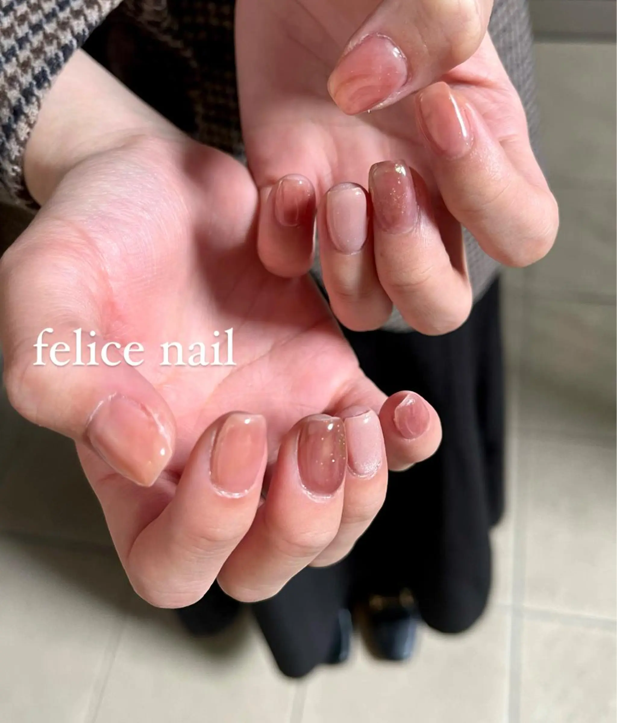 ネイル ブラウン 氷ネイル・うるうるネイル ニュアンスネイル ピンク felice nailのネイルデザイン