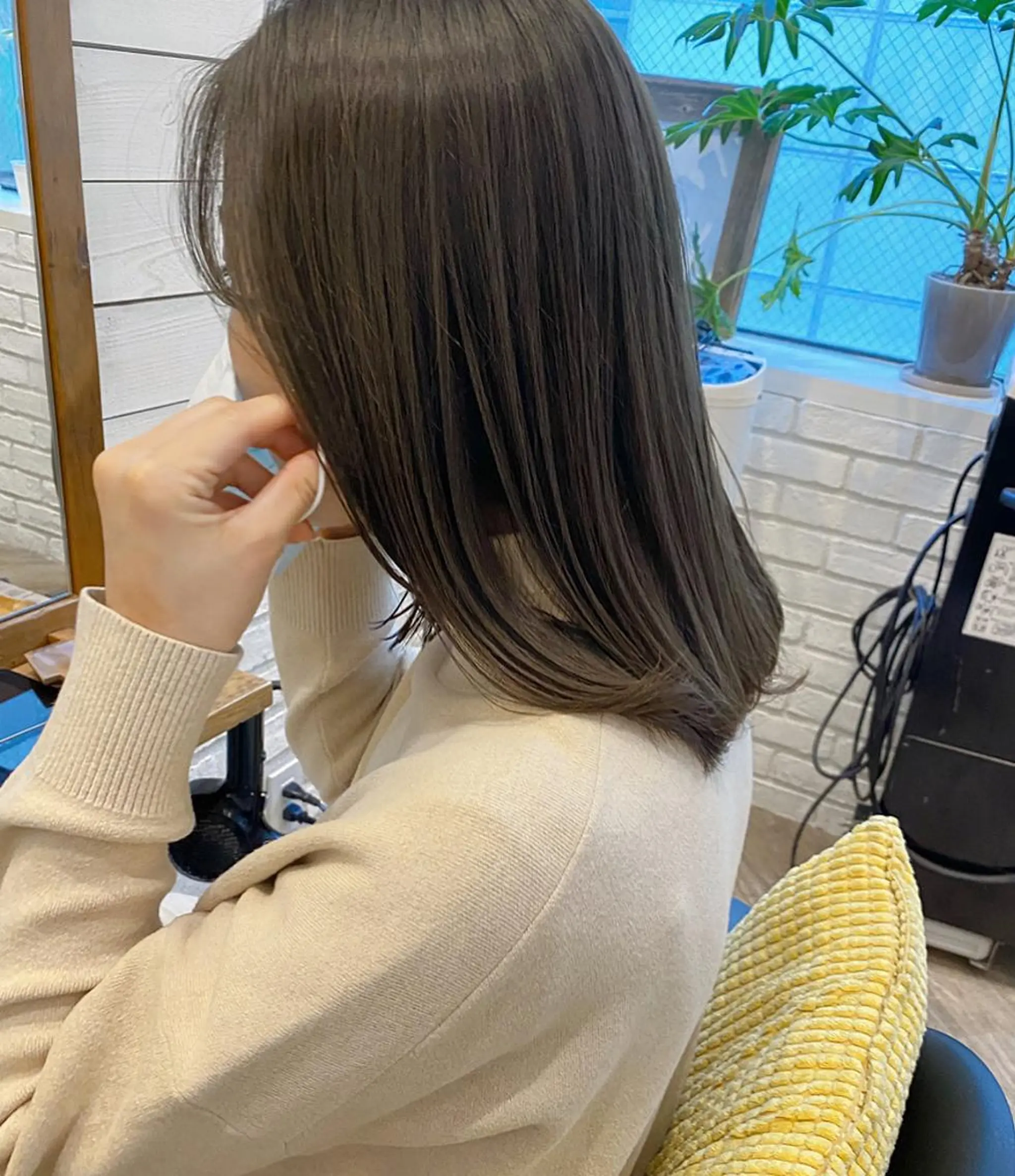 ミディアム カラー ベージュカラー グレージュ オリーブベージュ オリーブカラー オリーブグレージュ 🌟アレンジが似合う カラー🌟Rumiのヘアスタイル