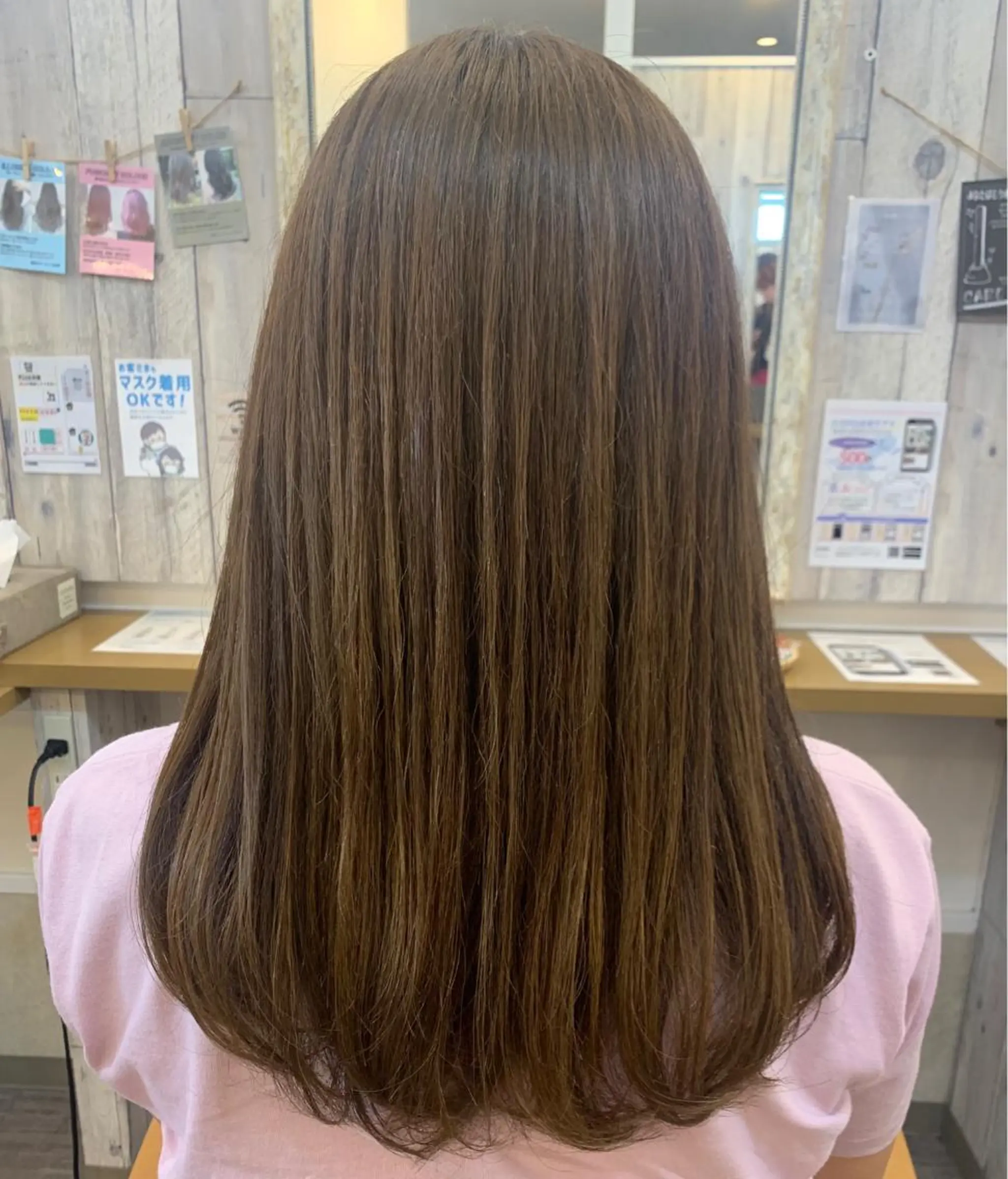 カラー 伊藤 由妃乃のヘアスタイル