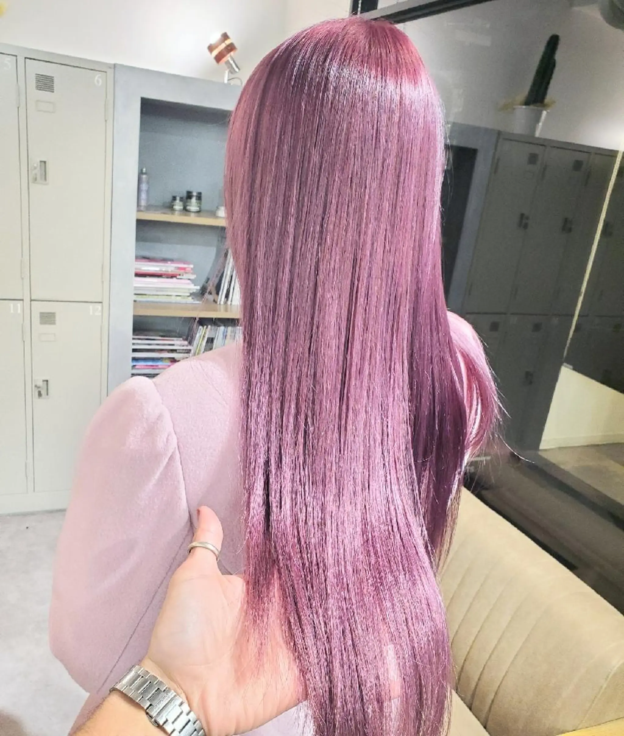 ロング ✨本日空きあります✨ 遠田コウヘイ🌟のヘアスタイル