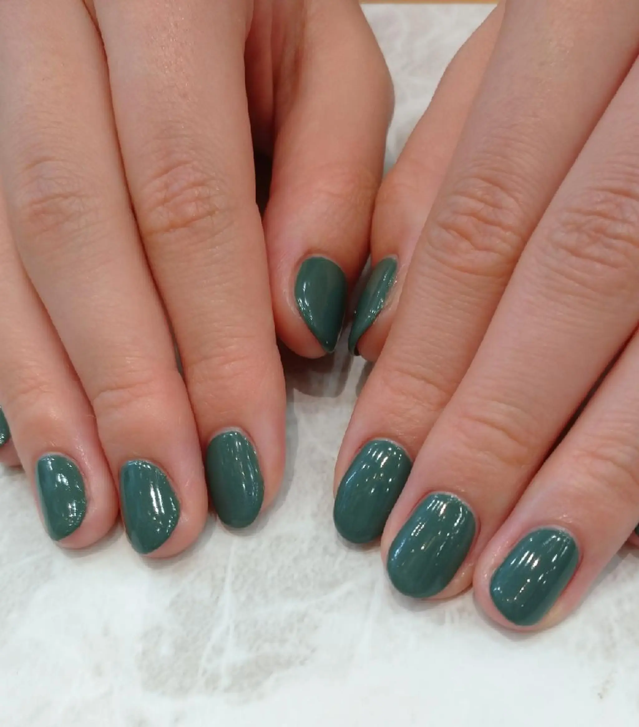 ネイル グリーン ハンドネイル 會田 瑠衣のネイルデザイン