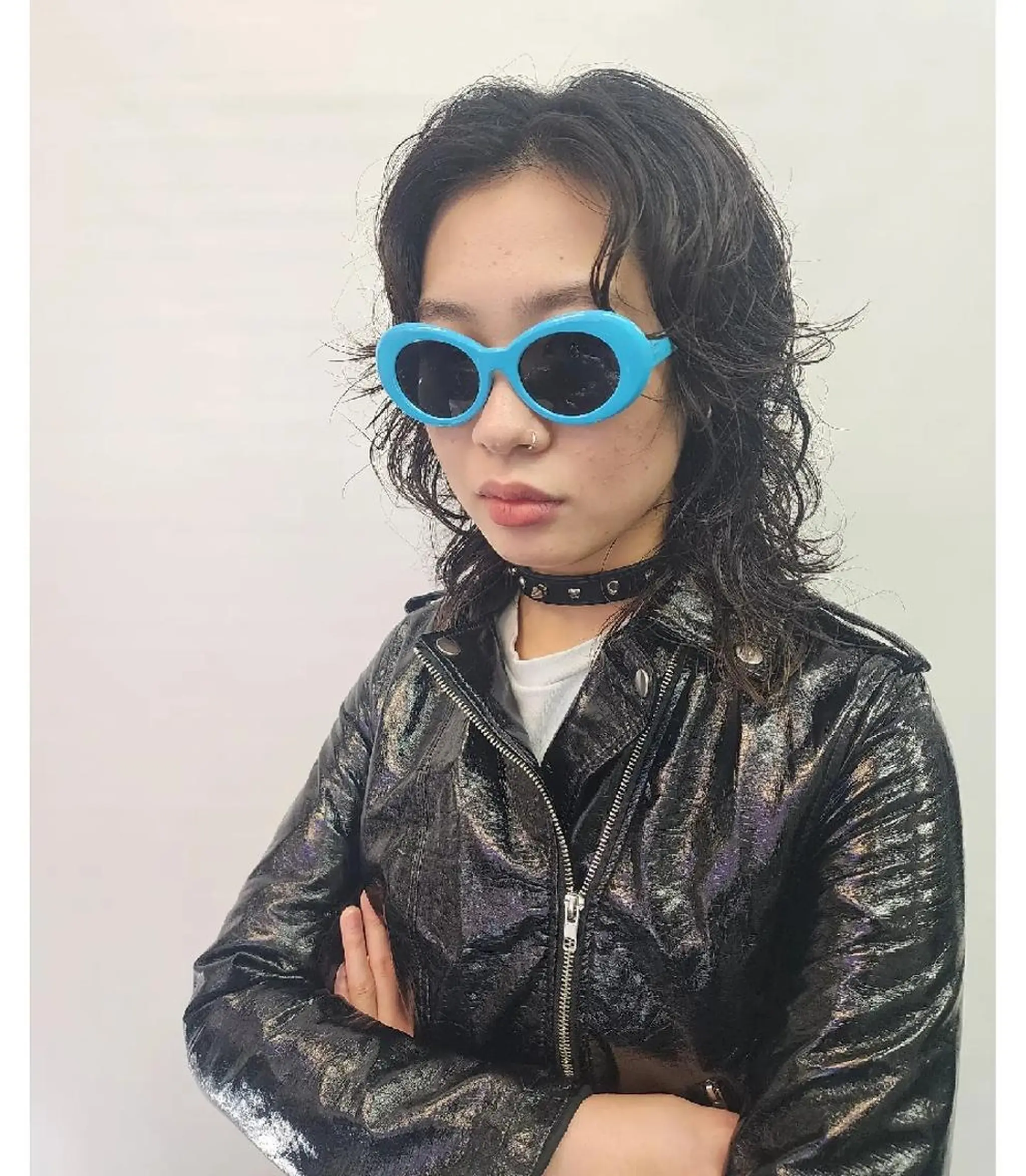 ミディアム レイヤーカット ハイトーン/ブリーチ /デザインカラーのヘアスタイル