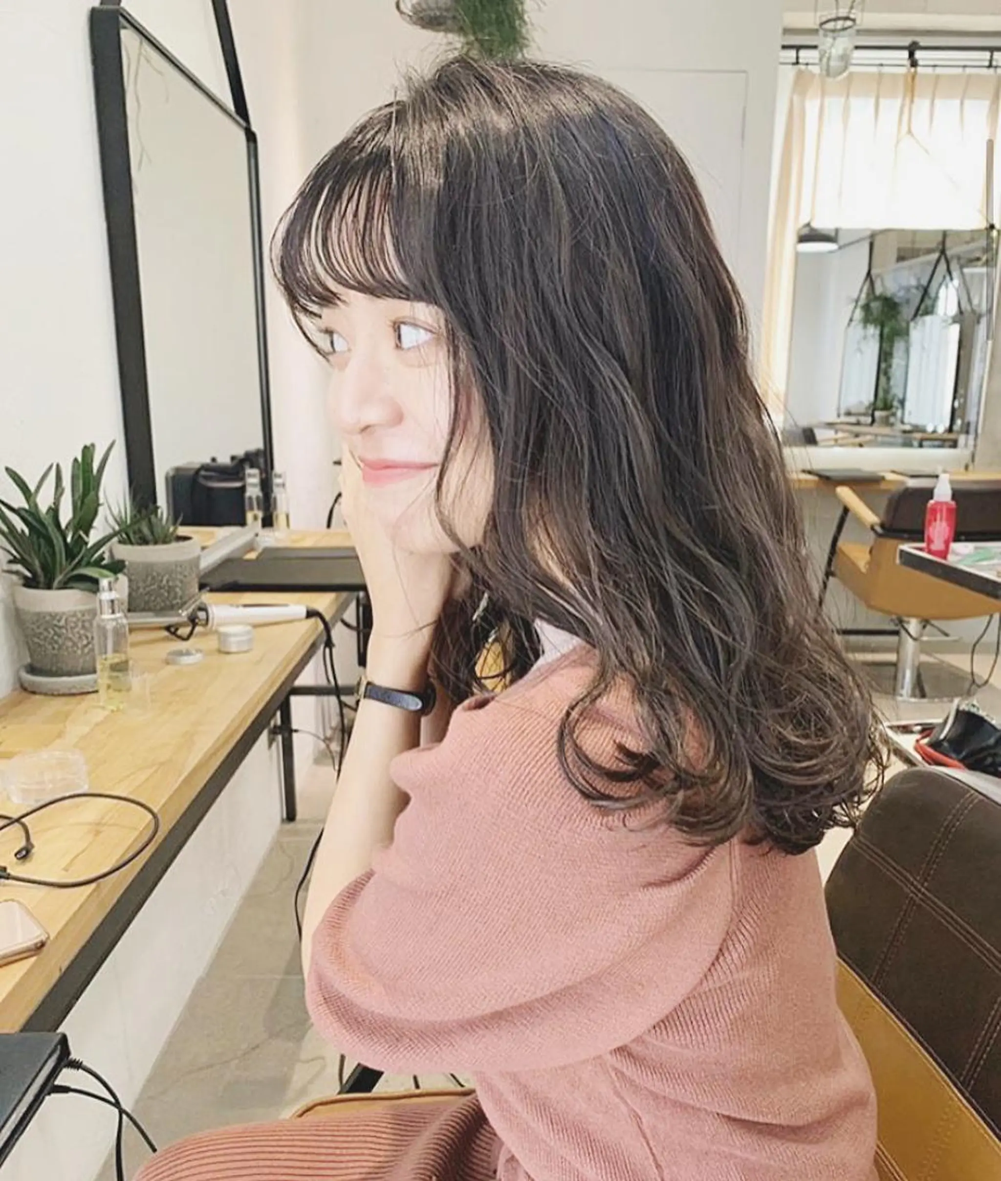 ロング カラー マツエク・マツパ ハイトーンボブ 前田 表参道　グレージュのヘアスタイル