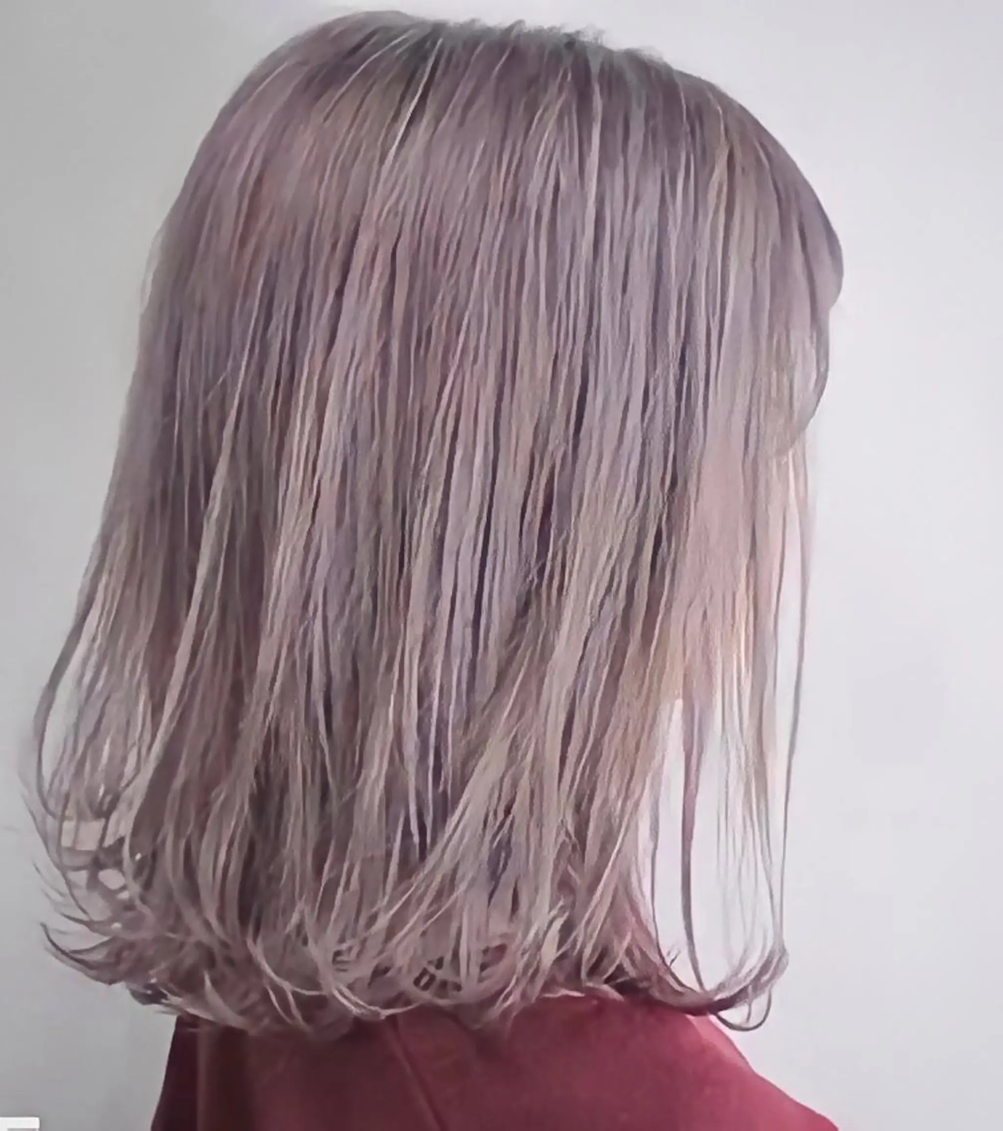 ミディアム カラー ブリーチ ラベンダーカラー シルバー ヘアカラー トリートメント ケア剤オタク×海外 ヘア長谷川裕起のヘアスタイル